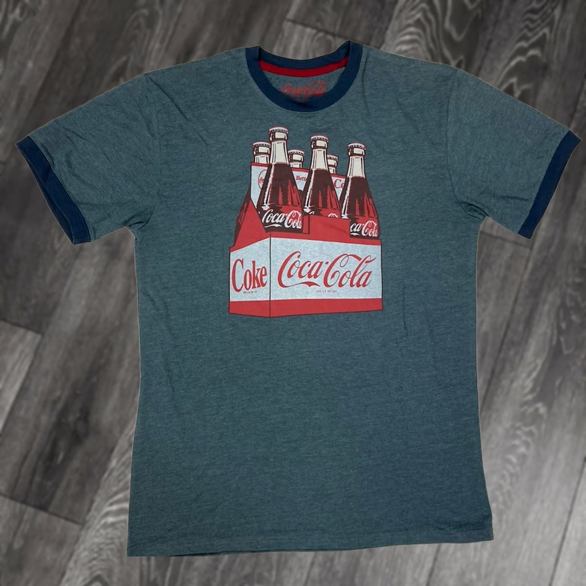 Vintage Coca-Cola Graphic T-shirt Men Medium Blue Short Sleeve Shirt Size US M / EU 48-50 / 2 - 1 Thumbnail