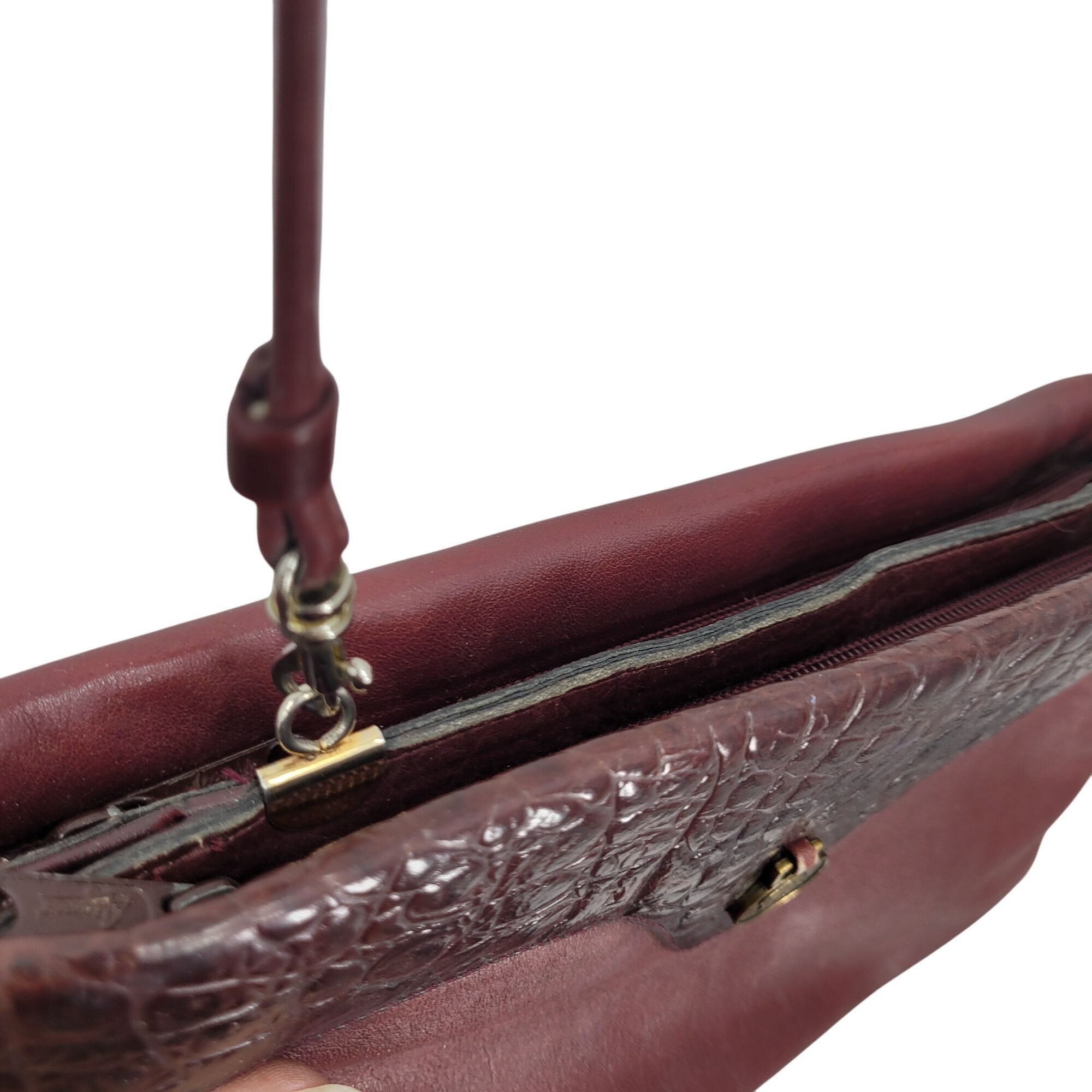 Etienne Aigner Vtg Oxblood Burgundy Wine Leather Embossed Croc Convertible Size ONE SIZE - 11 Thumbnail