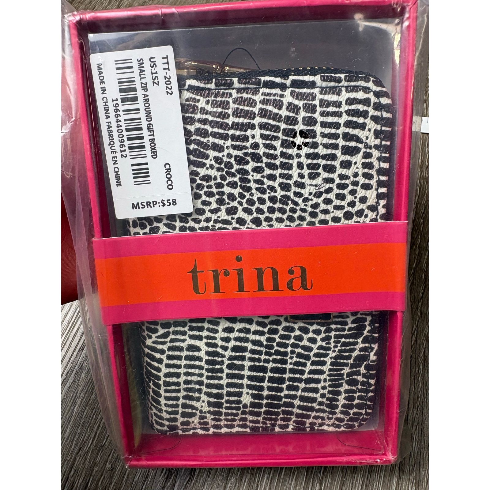 Trina Turk Trina Turk Chic Crocodile Pattern Wallet - New With Box! Size ONE SIZE - 4 Thumbnail