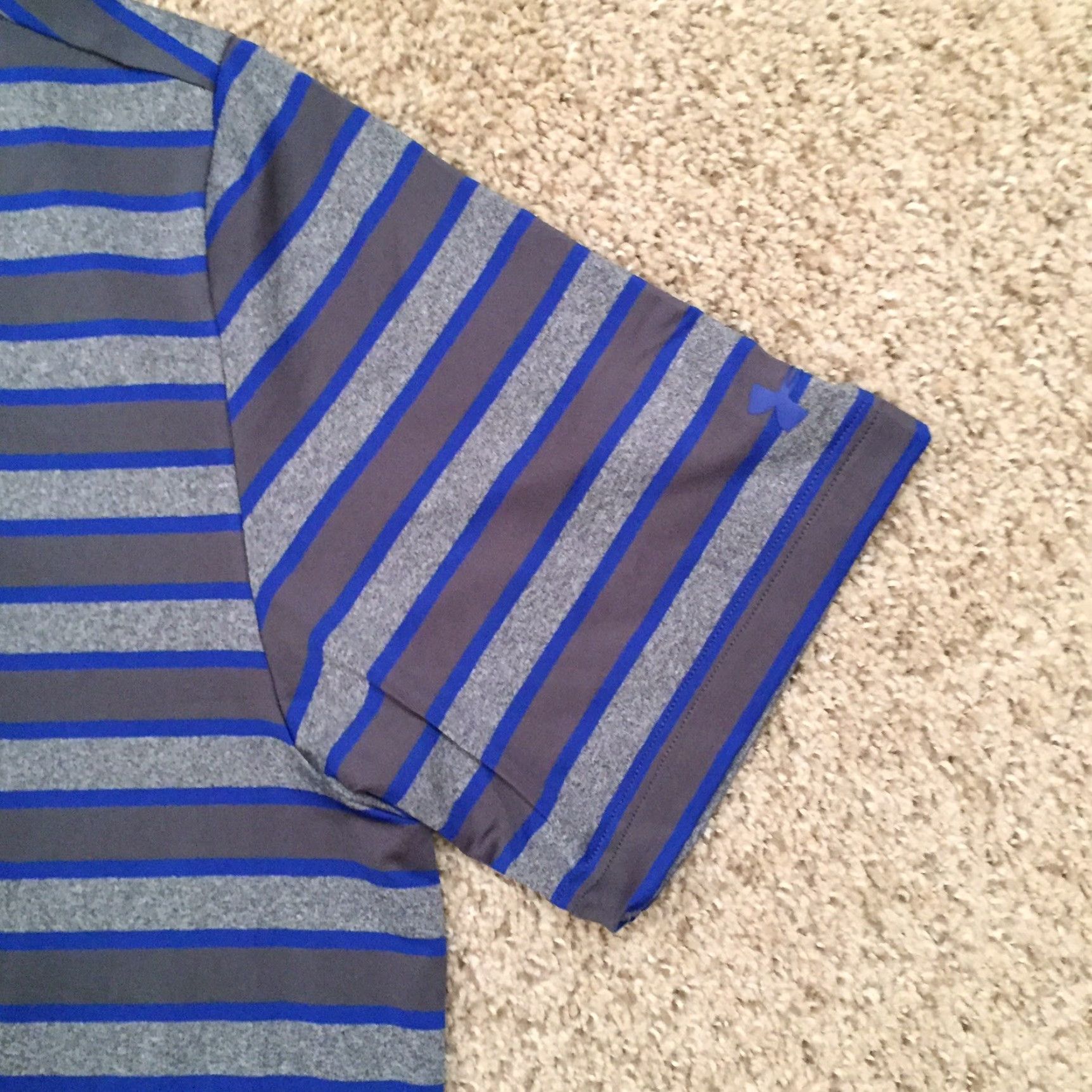 Under Armour Under Armour Polo Shirt Mens XL Blue Gray Striped Short Sleeve Loose Heat Gear Size US XL / EU 56 / 4 - 4 Thumbnail