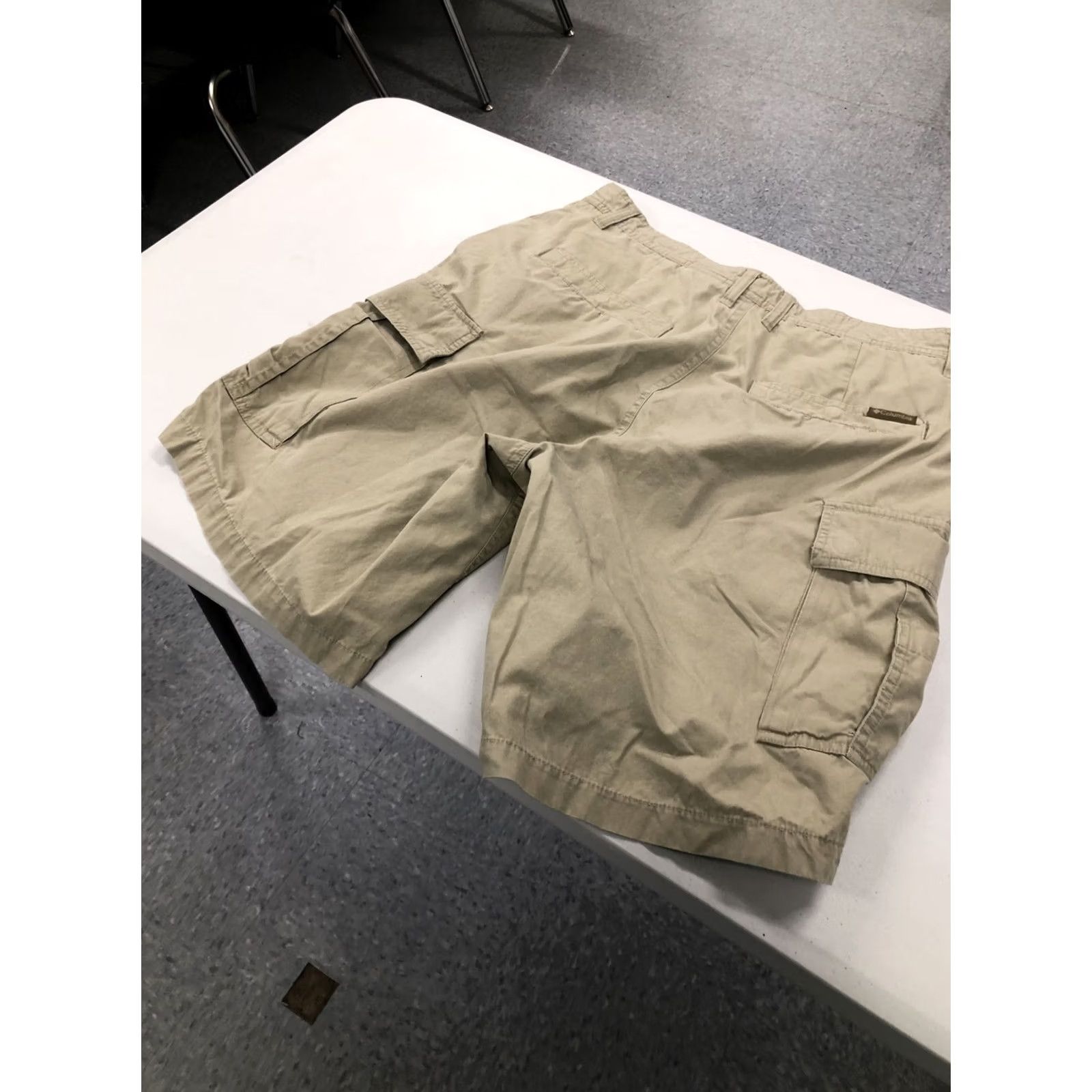 Vintage Columbia Men's Cargo Hiking Shorts Beige Size 34 Lightweight Outdoors Pockets Size US 34 / EU 50 - 6 Thumbnail