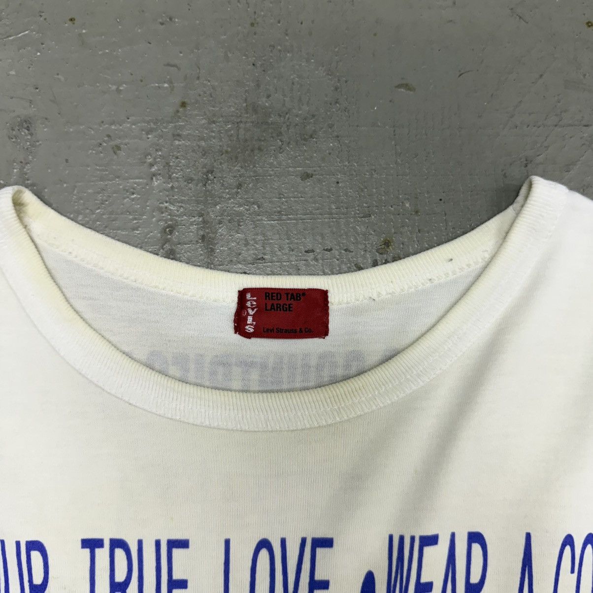 Levi's Vintage Levis Red Tab Wear A Condom Tee Tour Size US M / EU 48-50 / 2 - 3 Thumbnail