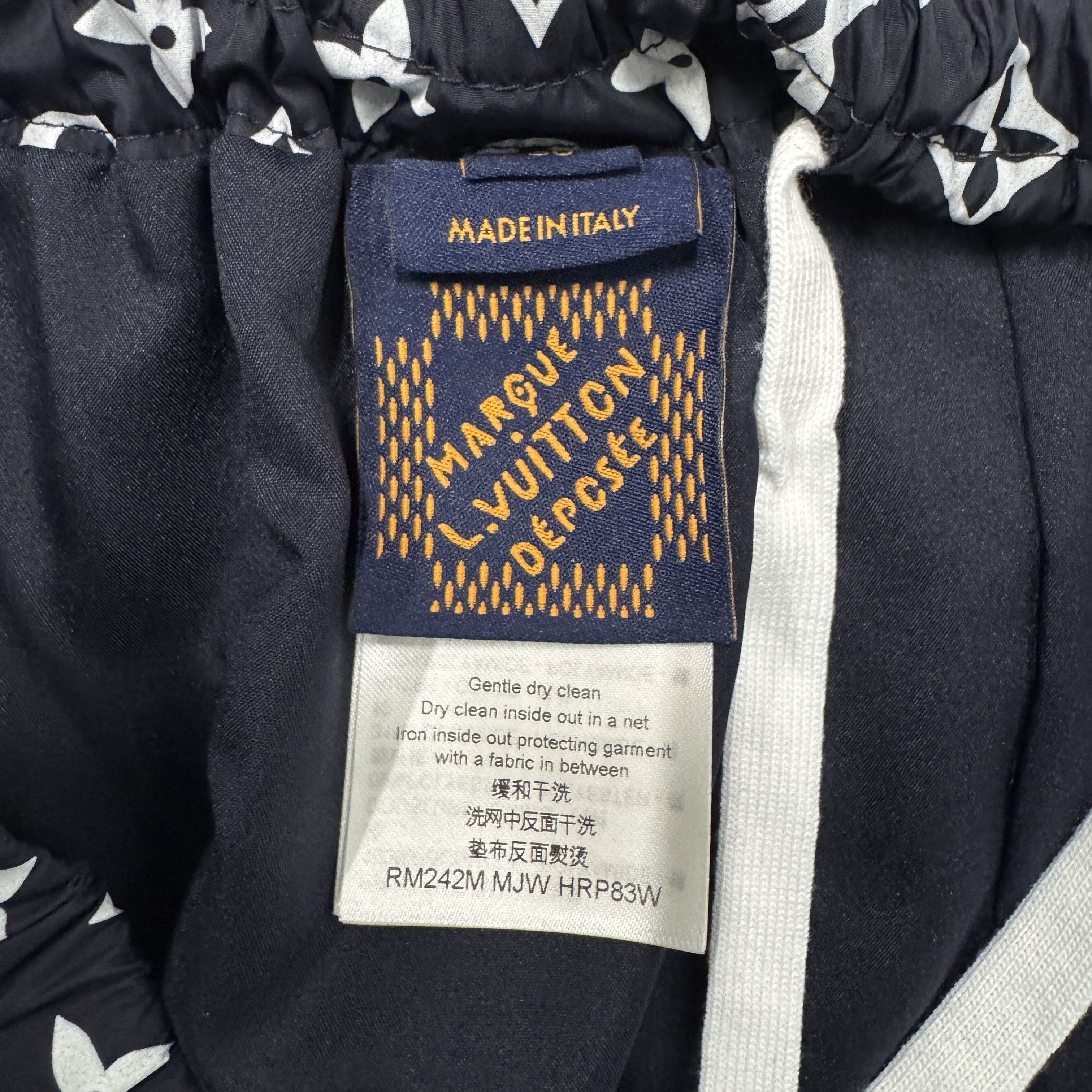 Louis Vuitton Louis Vuitton 1AFWQB Monogram Track Pants RRP £1720 Size US 30 / EU 46 - 11 Thumbnail