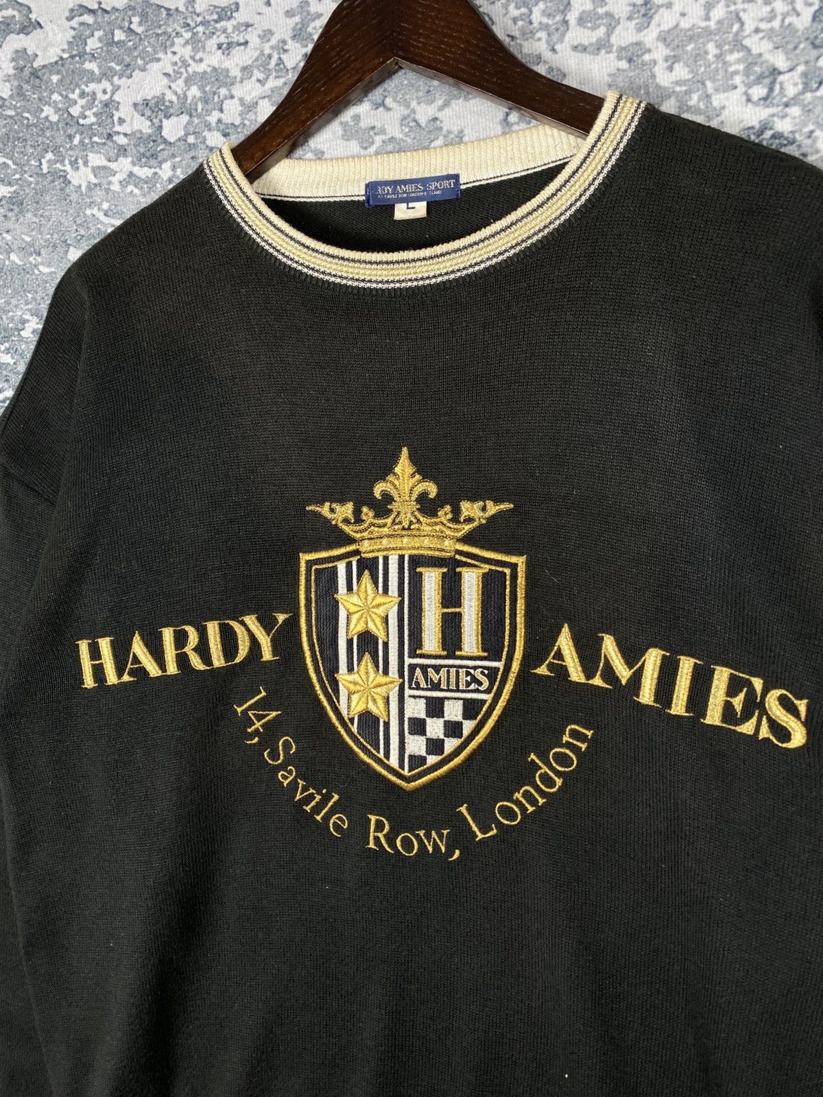 Hardy Amies Vintage Hardy Amies Perfect Design Sweatshirts Size US L / EU 52-54 / 3 - 5 Thumbnail