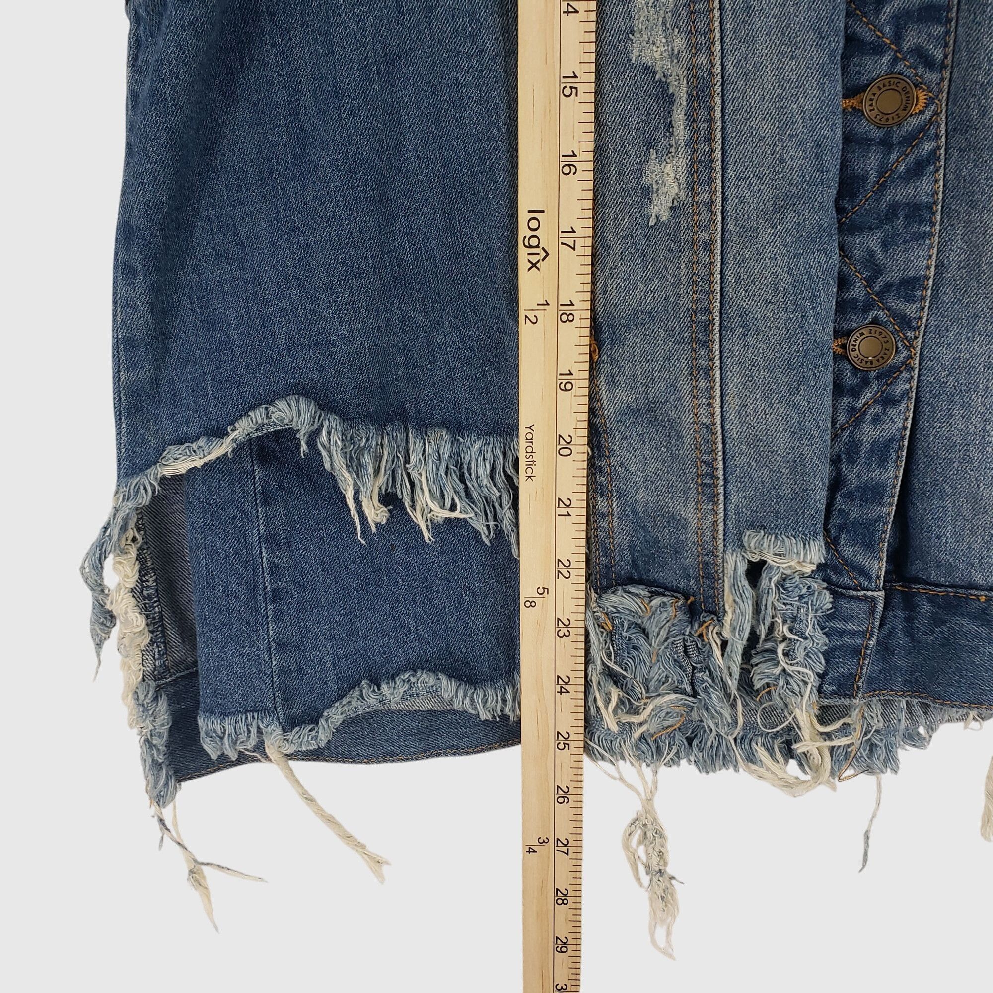 Zara ZARA Distressed Denim Jacket With Frayed Hem & Rips Womens X Size XS / US 0-2 / IT 36-38 - 8 Thumbnail
