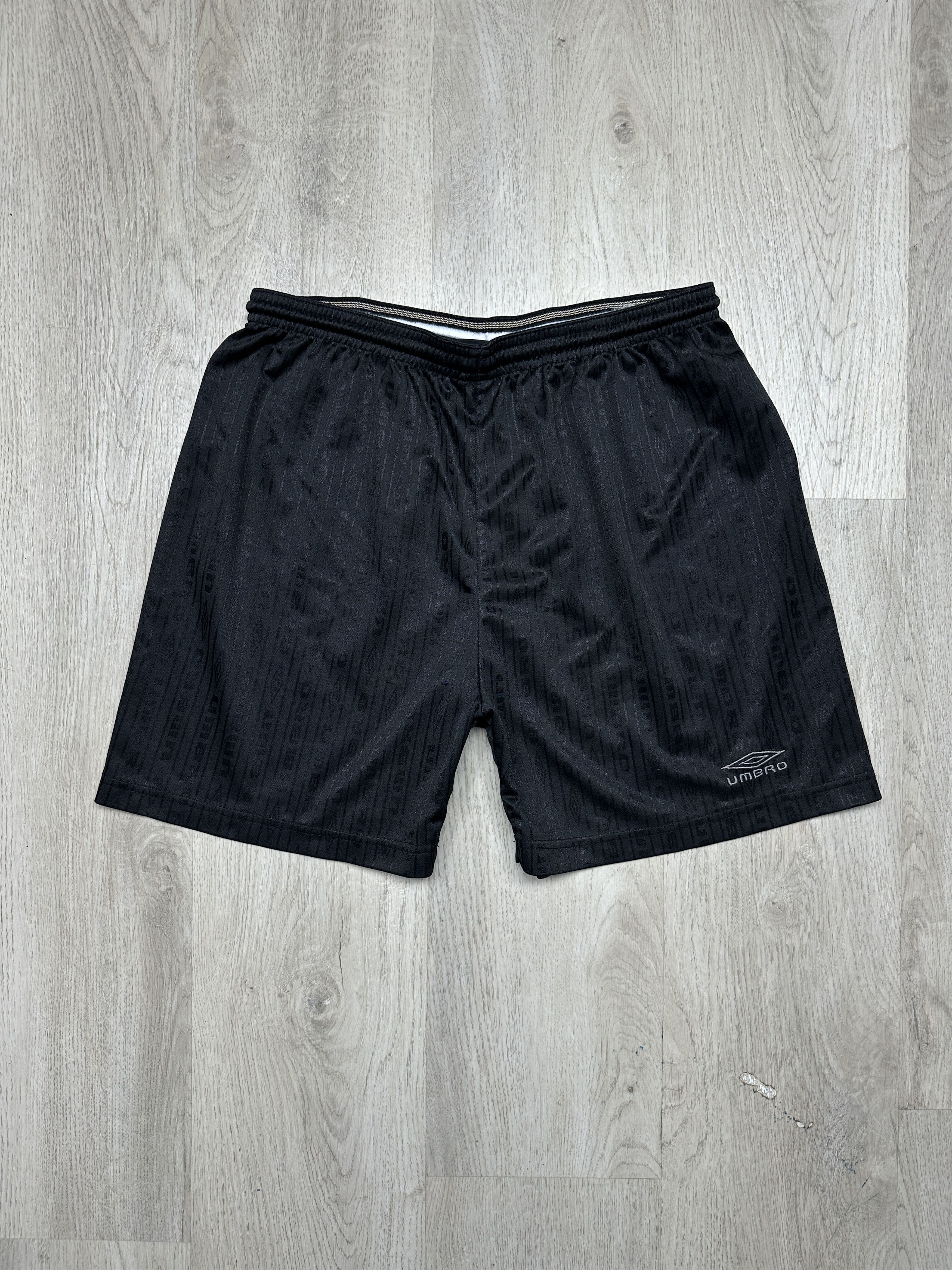 Umbro Umbro Vintage Mens Shorts Size US 32 / EU 48 - 1 Thumbnail