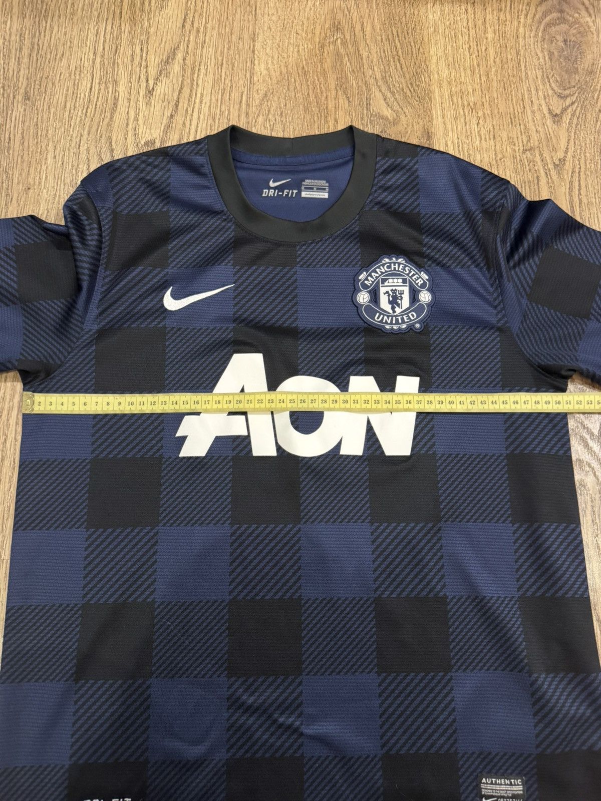 Adidas MANCHESTER UNITED 2013-14 FOOTBALL JERSEY NIKE 532838-411 M Size US M / EU 48-50 / 2 - 3 Thumbnail