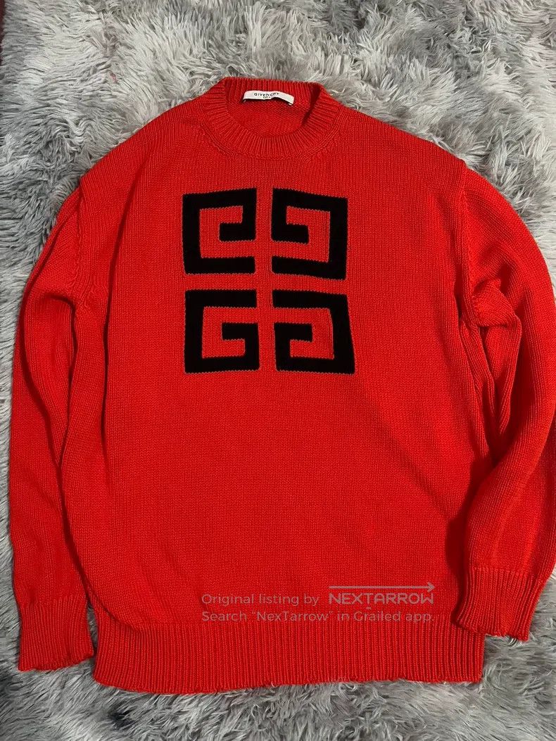 Givenchy Givenchy Showroom Knitted Sweater - Front Emblem Size US S / EU 44-46 / 1 - 1 Thumbnail