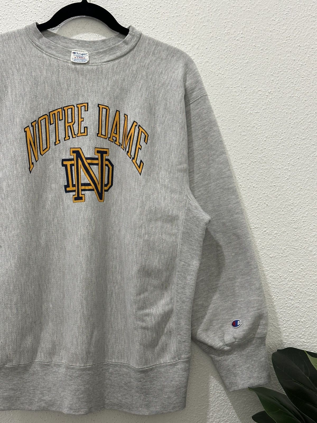 Champion Vintage 80s Champion Reverse Weave NotreDame Crewneck USA XL Size US XL / EU 56 / 4 - 6 Thumbnail