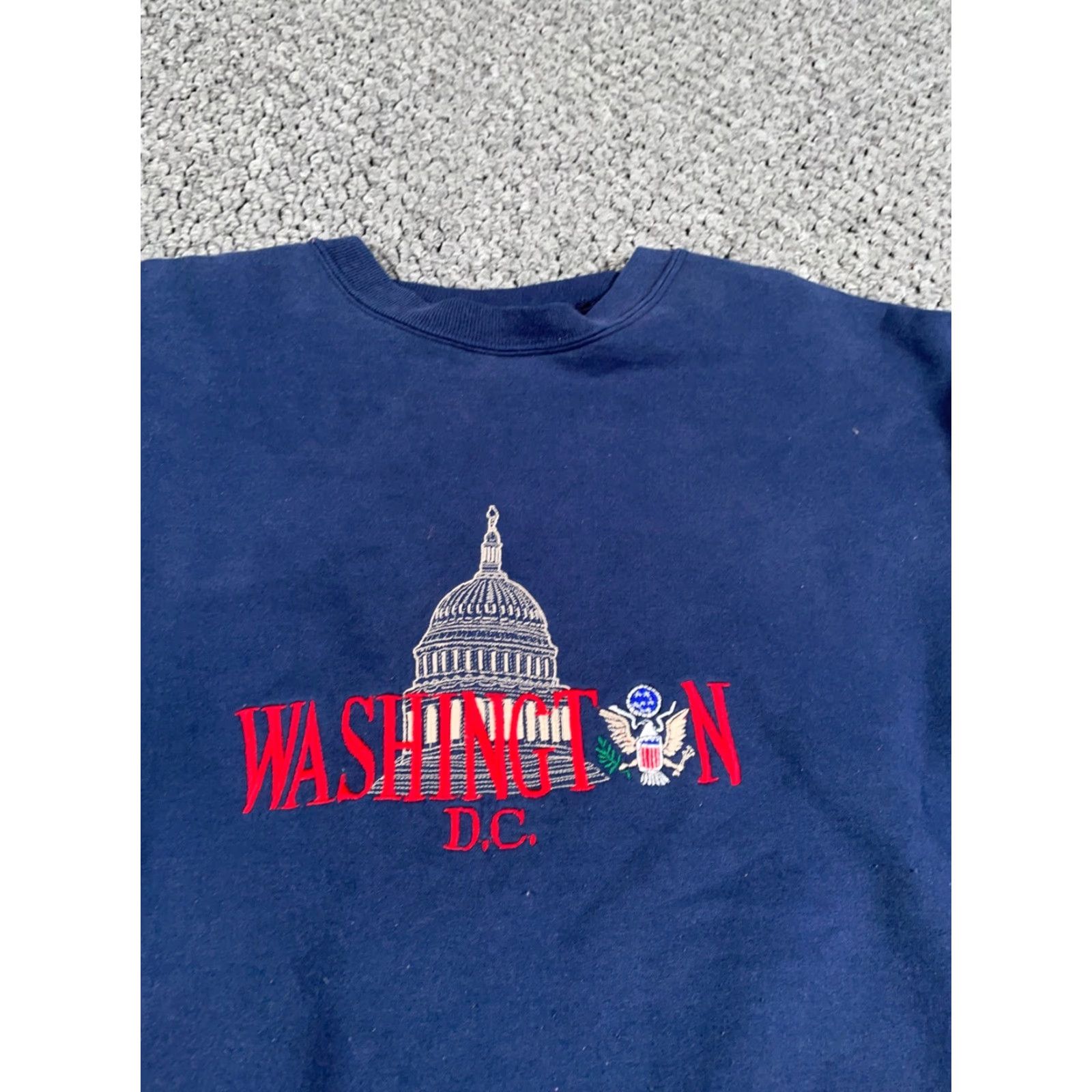 Vintage VINTAGE King Sweatshirt Adult Large Washington DC Capitol Embroidered USA Made Capita Size US L / EU 52-54 / 3 - 6 Thumbnail