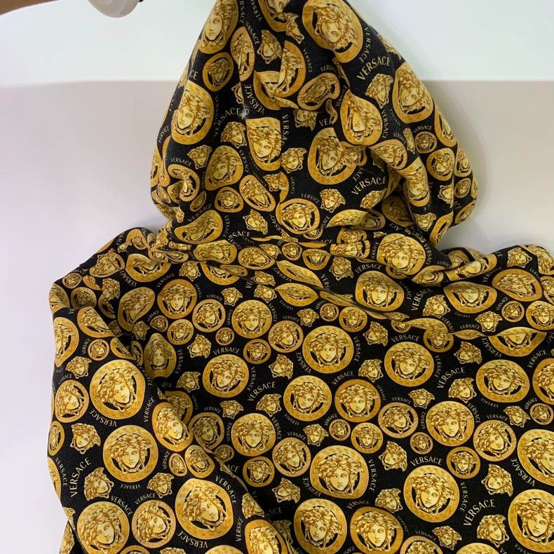 Versace Versace Medusa gold coin sweatshirt Size US S / EU 44-46 / 1 - 6 Thumbnail