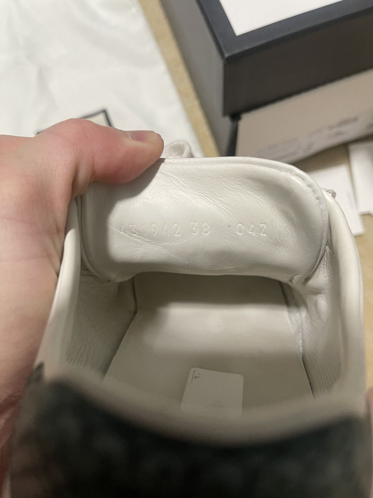 Gucci Ace sneaker with bee Size US 7 / EU 40 - 8 Thumbnail