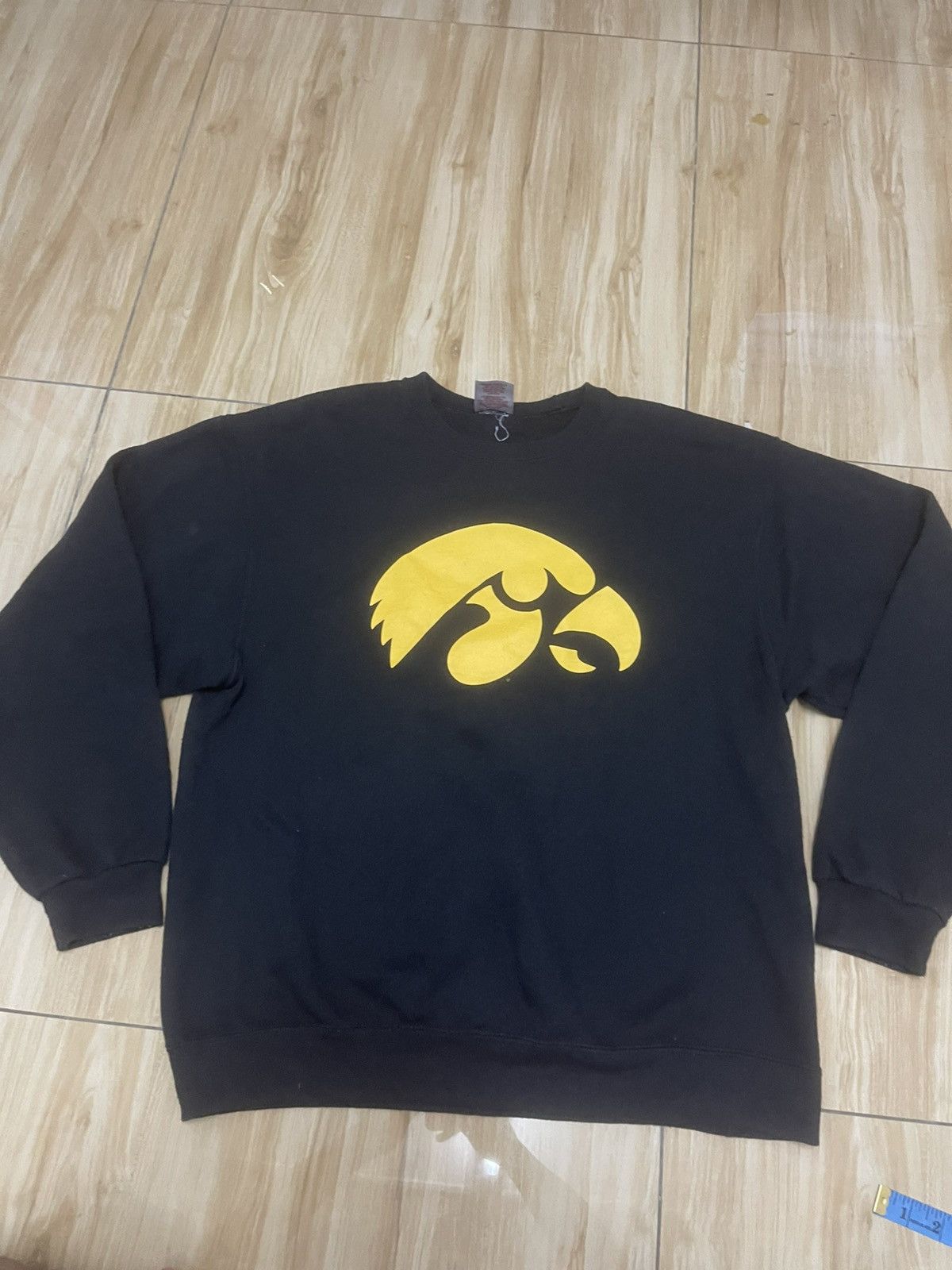 Vintage Vintage Iowa Hawkeyes Sweatshirt Black Size US L / EU 52-54 / 3 - 1 Thumbnail