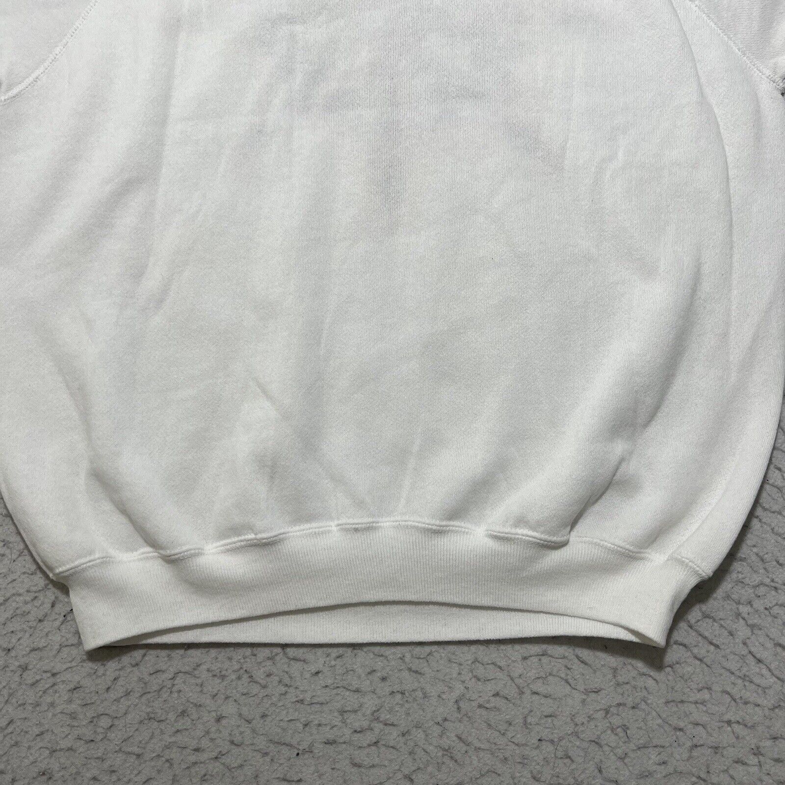 Hanes Vintage Hanes Crewneck Sweatshirt Snowflake Embroidery USA Size XL / US 12-14 / IT 48-50 - 12 Thumbnail