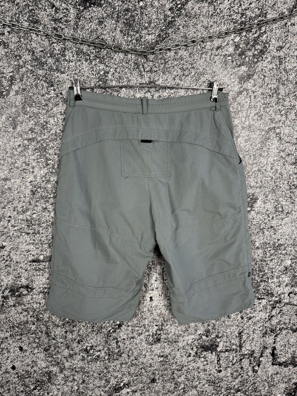 GOREWEAR Men’s Gore Bike Wear Bicycles Shorts Cargo Bike Size L Size US 36 / EU 52 - 13 Thumbnail