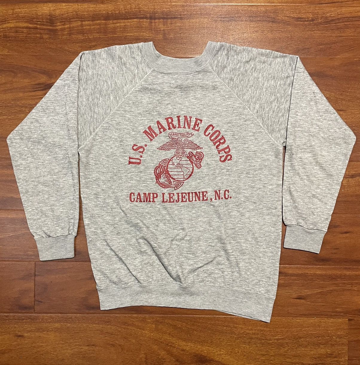 Vintage 60s/70s Vintage USMC Camp Lejeune Raglan Sweatshirt Size US M / EU 48-50 / 2 - 1 Thumbnail