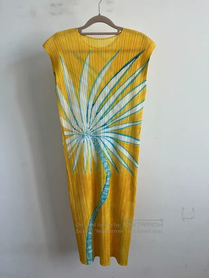Issey Miyake Issey Miyake Palm Tree Dress Size M / US 6-8 / IT 42-44 - 1 Thumbnail