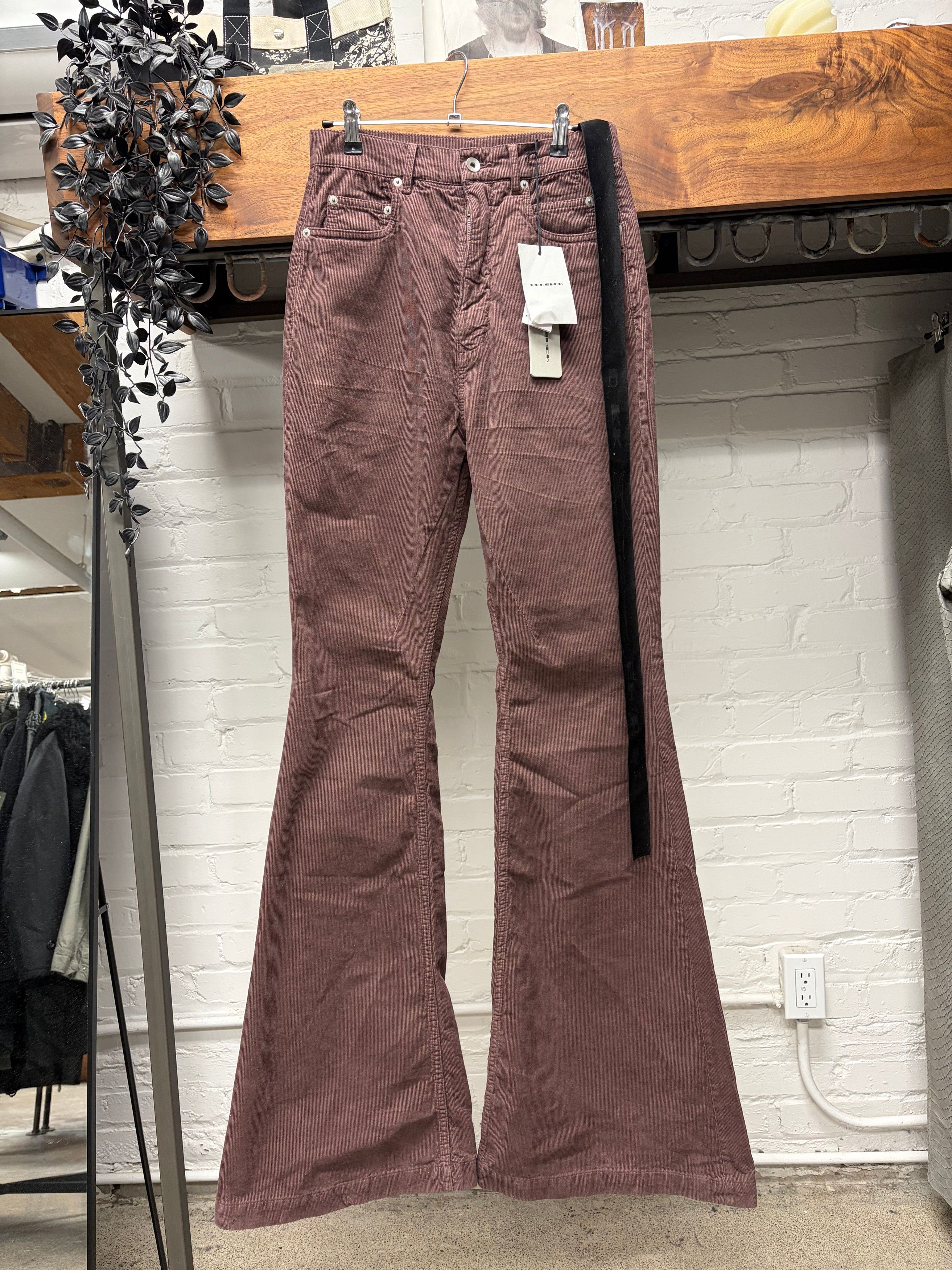 Rick Owens Rick Owens ‘Bolans’ Mauve Corduroy Flared Leg Pants Size US 28 / EU 44 - 1 Thumbnail