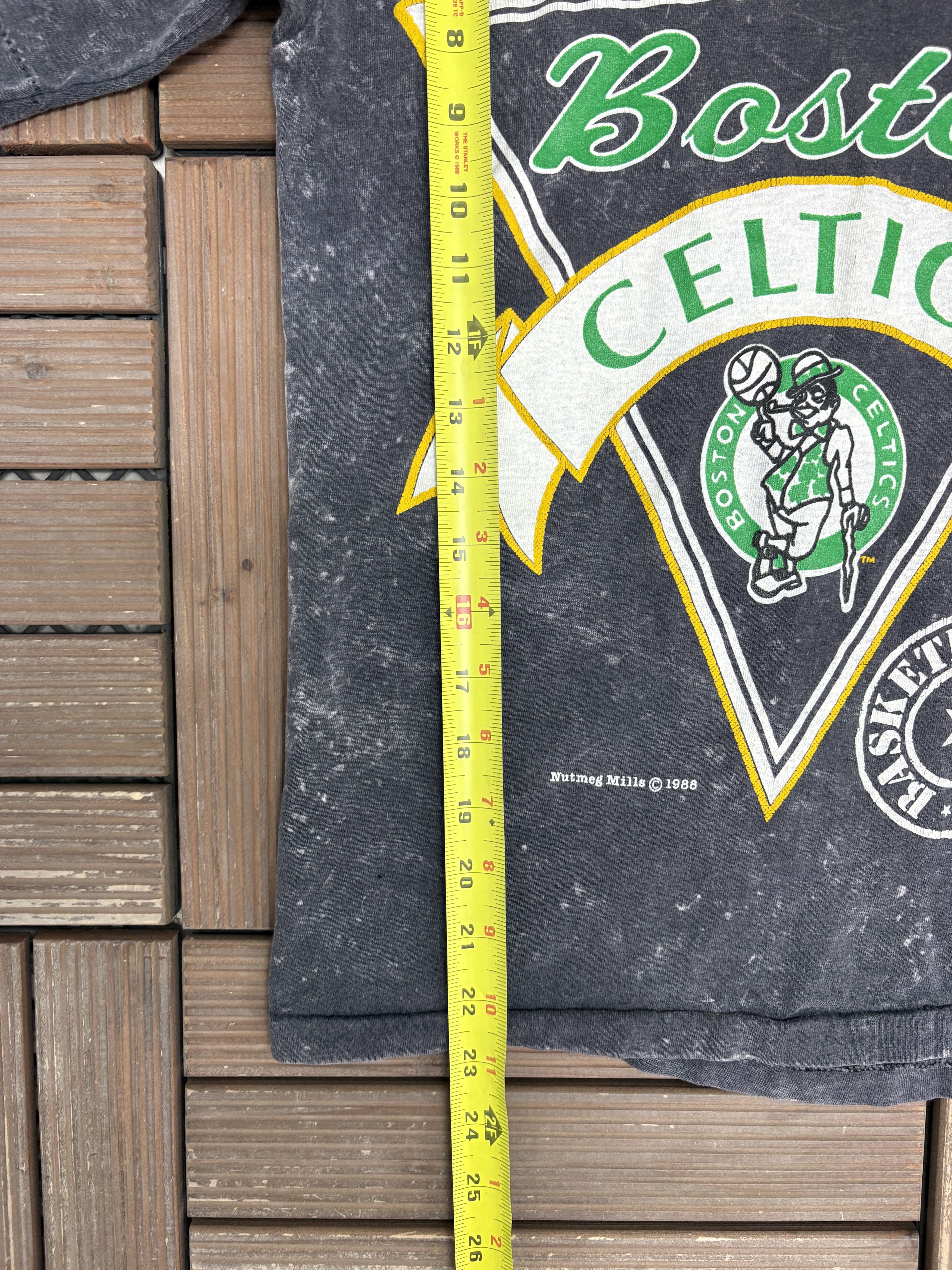 Nutmeg Boston Celtics Vintage Grey T-Shirt Tee Size US S / EU 44-46 / 1 - 9 Thumbnail