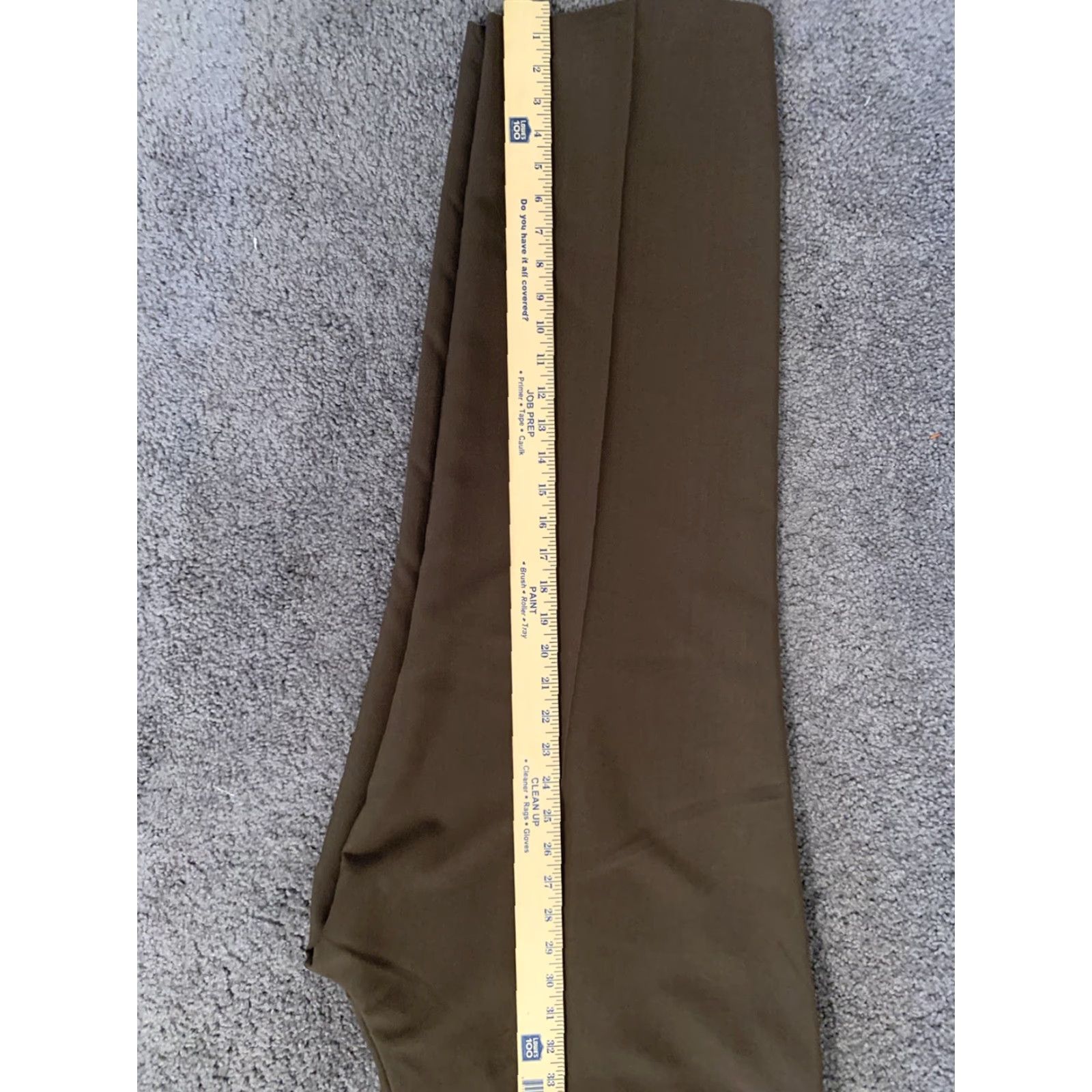 Haggar Haggar Men Brown Pleated Front Dress Pants Size 36 x 34, Regular, Classic Fit, Straight Leg, Zip, Pockets, Machine Washable, Vintage No Size US 36 / EU 52 - 7 Thumbnail