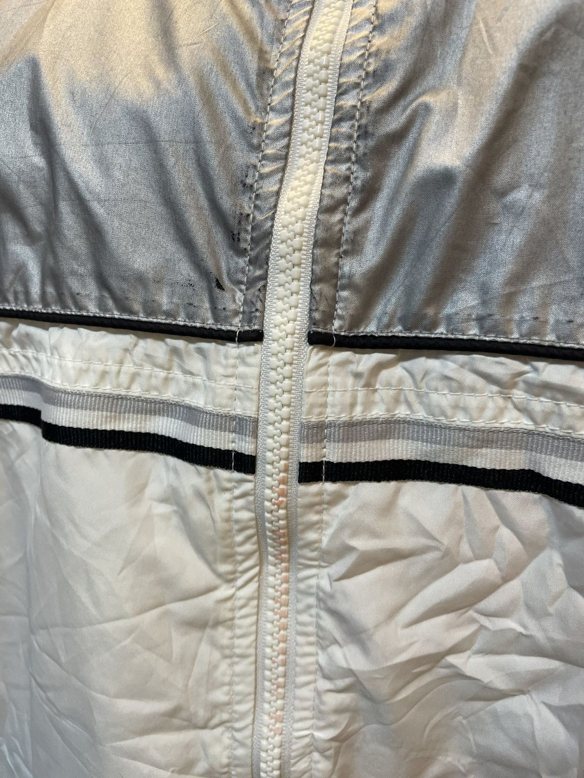 Nike Vintage Nike Windbreaker Jacket Size US XL / EU 56 / 4 - 4 Thumbnail