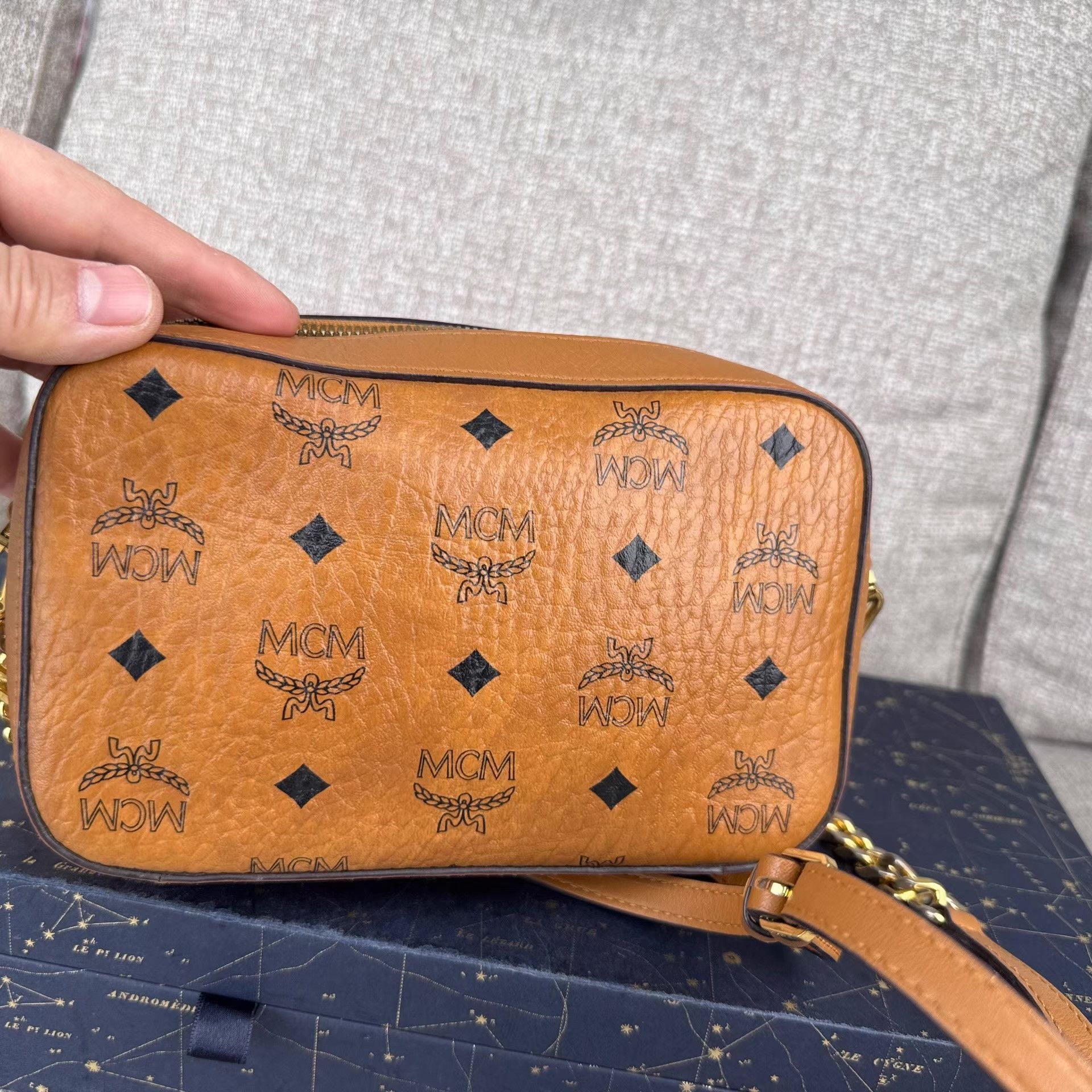 MCM MCM Vintage Cognac Camera Crossbody Chain Women's Bag Ｑ27 Size ONE SIZE - 8 Thumbnail