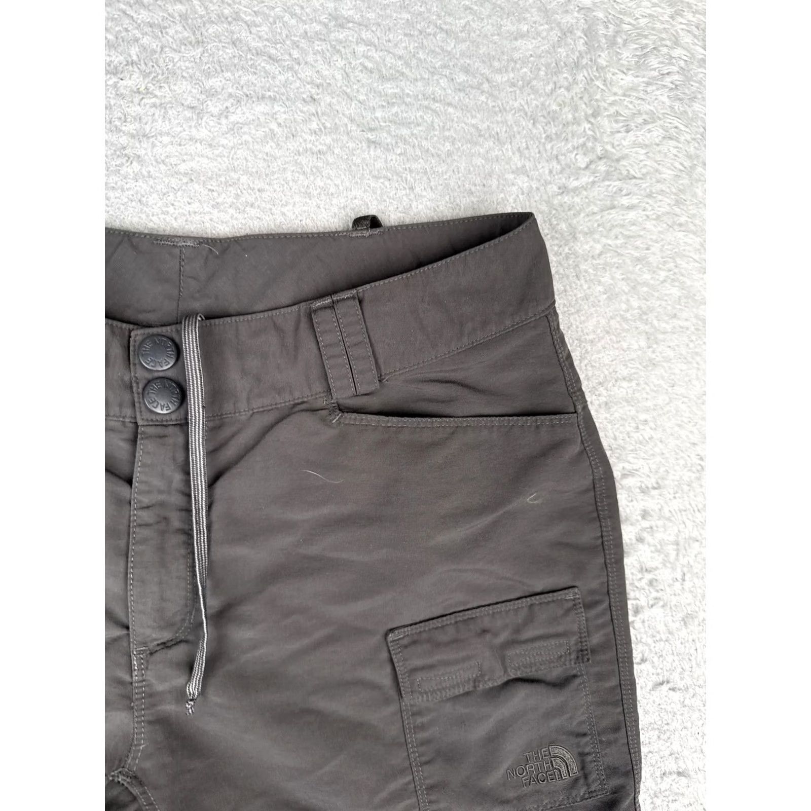 The North Face The North Face Cargo Shorts Womens 10 Gray Microfiber Hiking Walking 30x6 Size 32" / US 10 / IT 46 - 5 Thumbnail