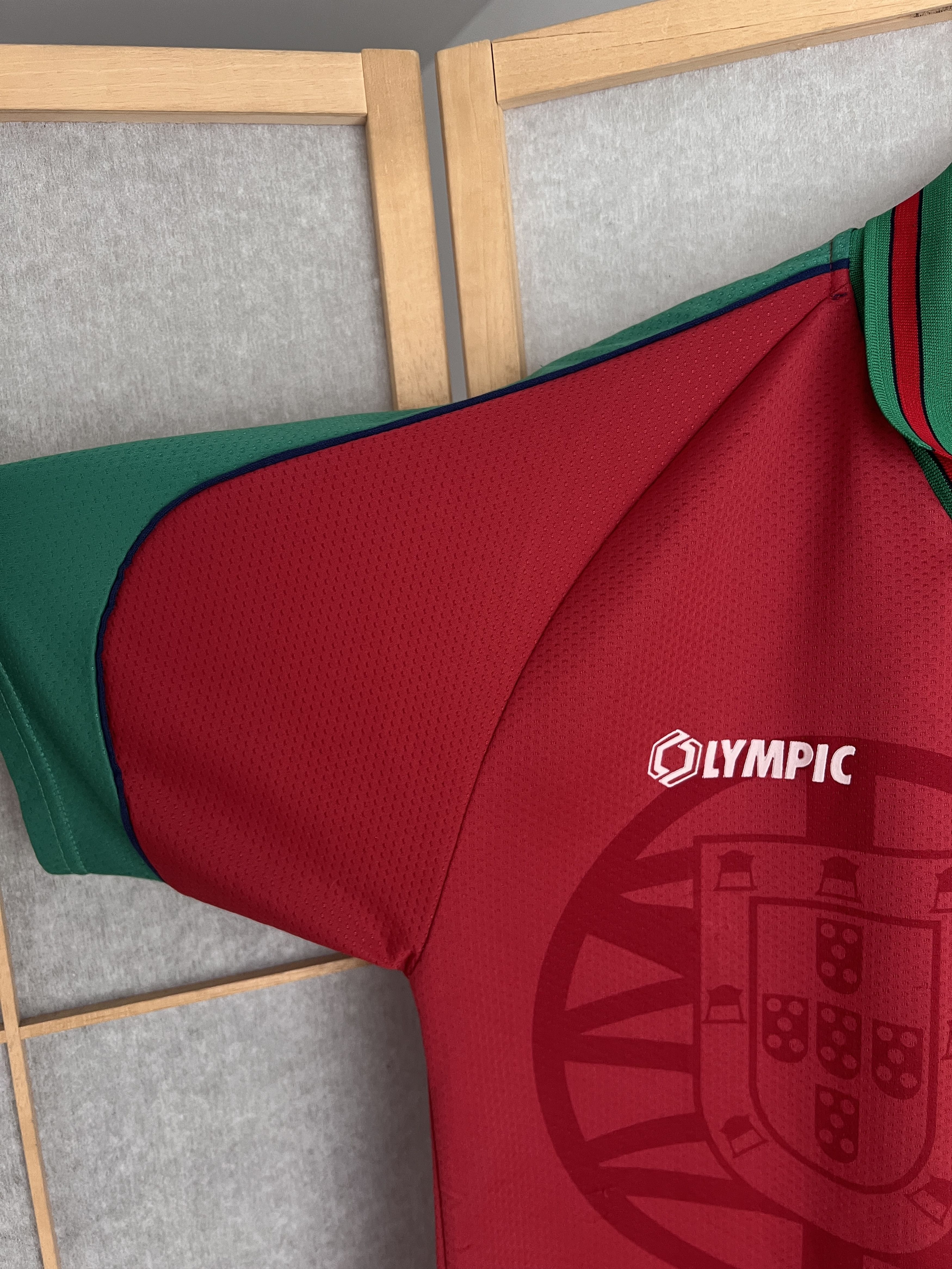Vintage Rare! Olympic FC Portugal 1996 home football jersey soccer Size US M / EU 48-50 / 2 - 10 Thumbnail