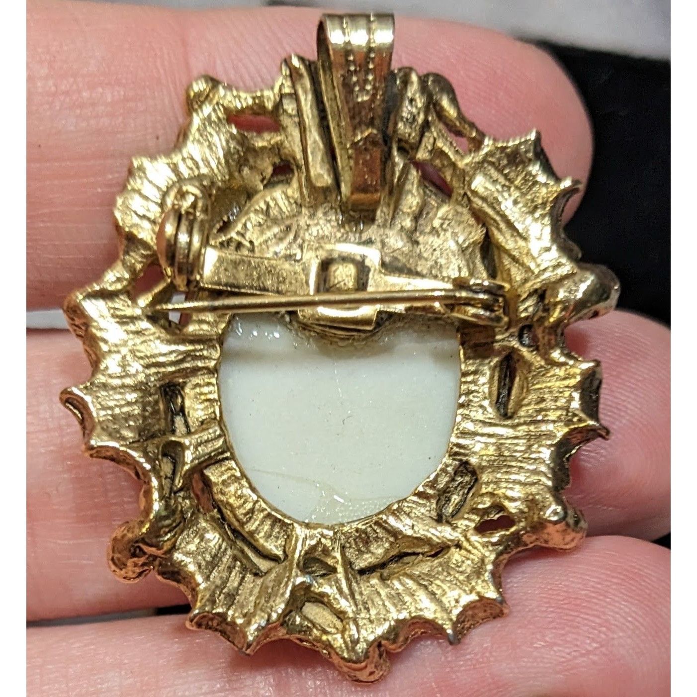 Other Vintage Gilded Hand Painted Victorian E Porcelain Brooch/Pen Size ONE SIZE - 4 Thumbnail