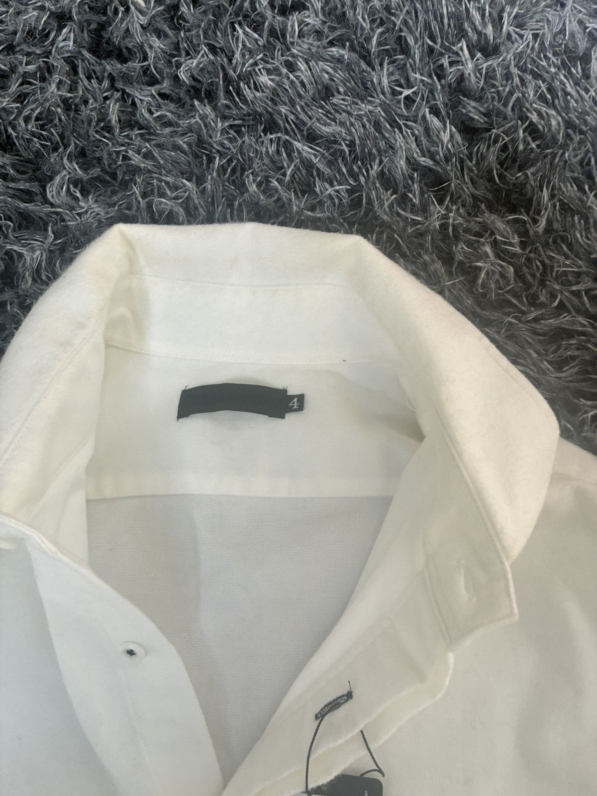 Kaws Original Fake Shirt (2007) Size US L / EU 52-54 / 3 - 10 Thumbnail