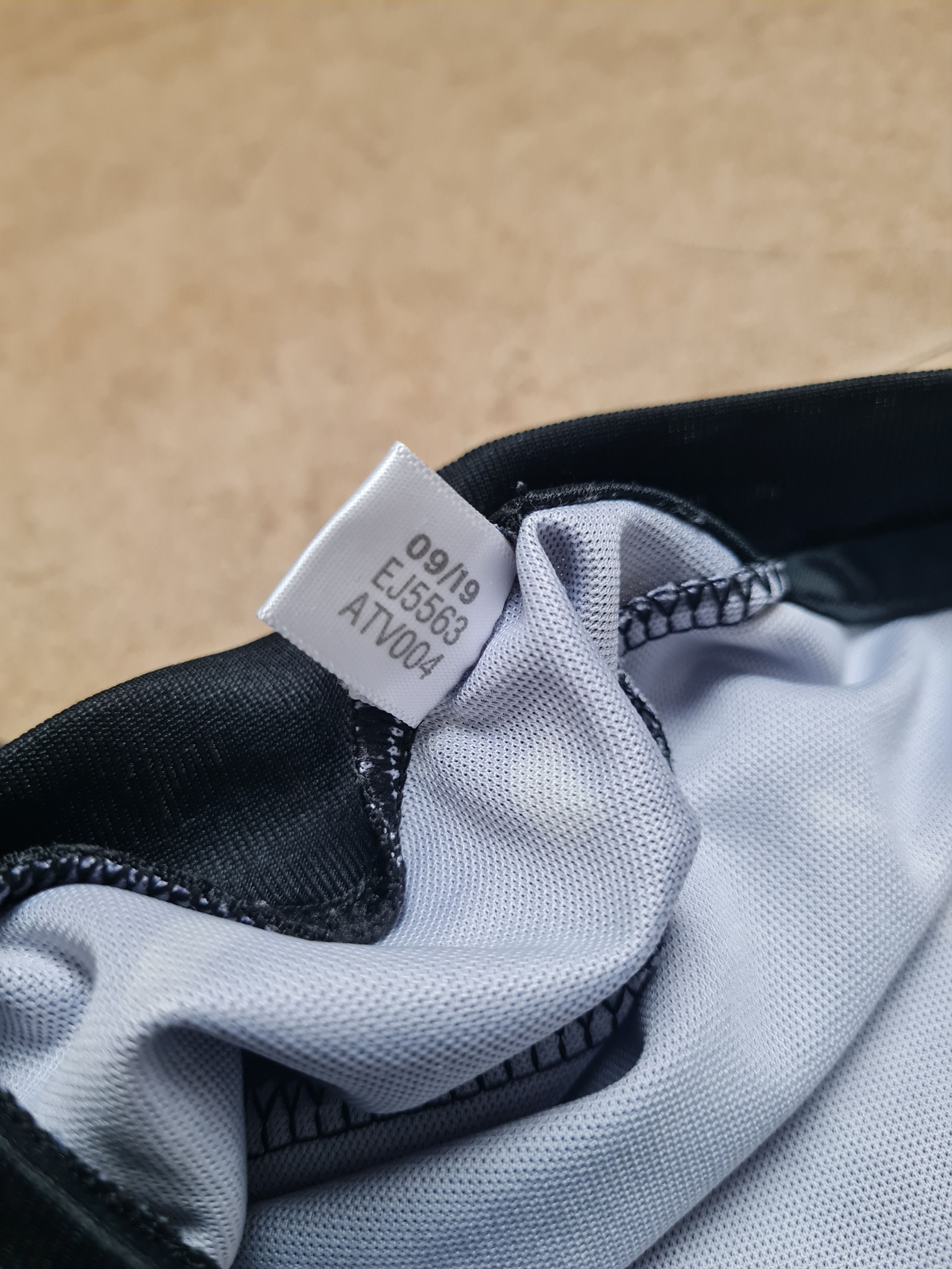 Adidas Real Madrid 2019/2020 EA Sports Fourth Soccer Shirt EJ5563 Size US L / EU 52-54 / 3 - 21 Thumbnail