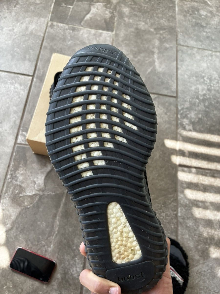 Adidas Adidas YEEZY 350 V2 Red Stripe Size US 11 / EU 44 - 6 Thumbnail
