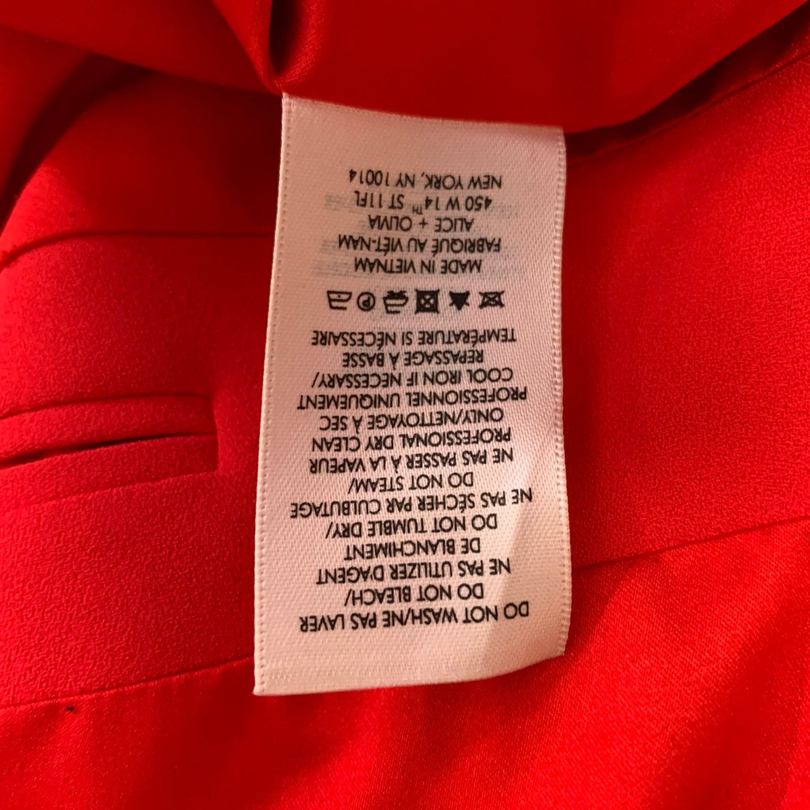 Alice + Olivia ALICE + OLIVIA Size S Red Polyester Shawl Collar Jacket Size S / US 4 / IT 40 - 6 Thumbnail