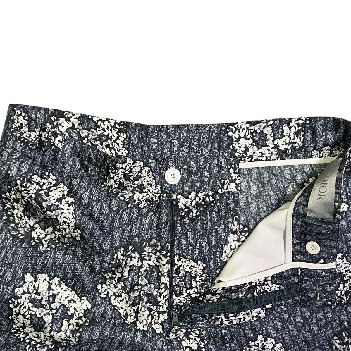 DENIM TEARS × Dior Christian Dior 23AW Denim Tears Oblique Twill Short Pants Size US 44 / EU 60 - 6 Thumbnail