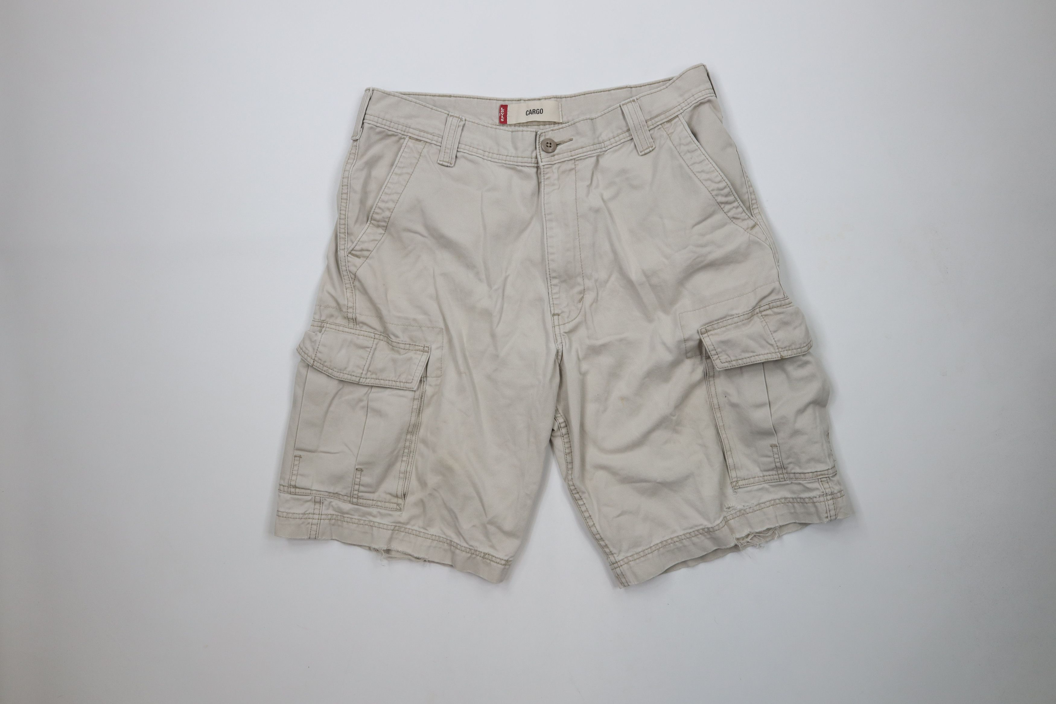 Levi's × Vintage Vintage Y2K Levis 2003 Baggy Cargo Shorts Beige Cotton Size US 34 / EU 50 - 1 Thumbnail