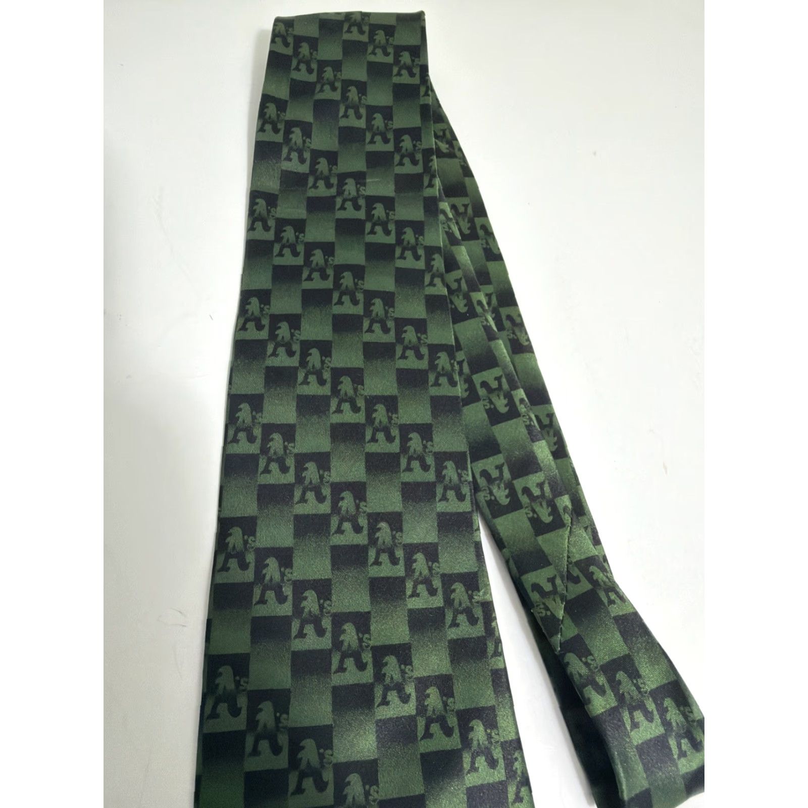 Vintage Y2K Oakland Athletics 100% Silk Neck Tie Macy's Black Green Men Tie Size ONE SIZE - 4 Thumbnail
