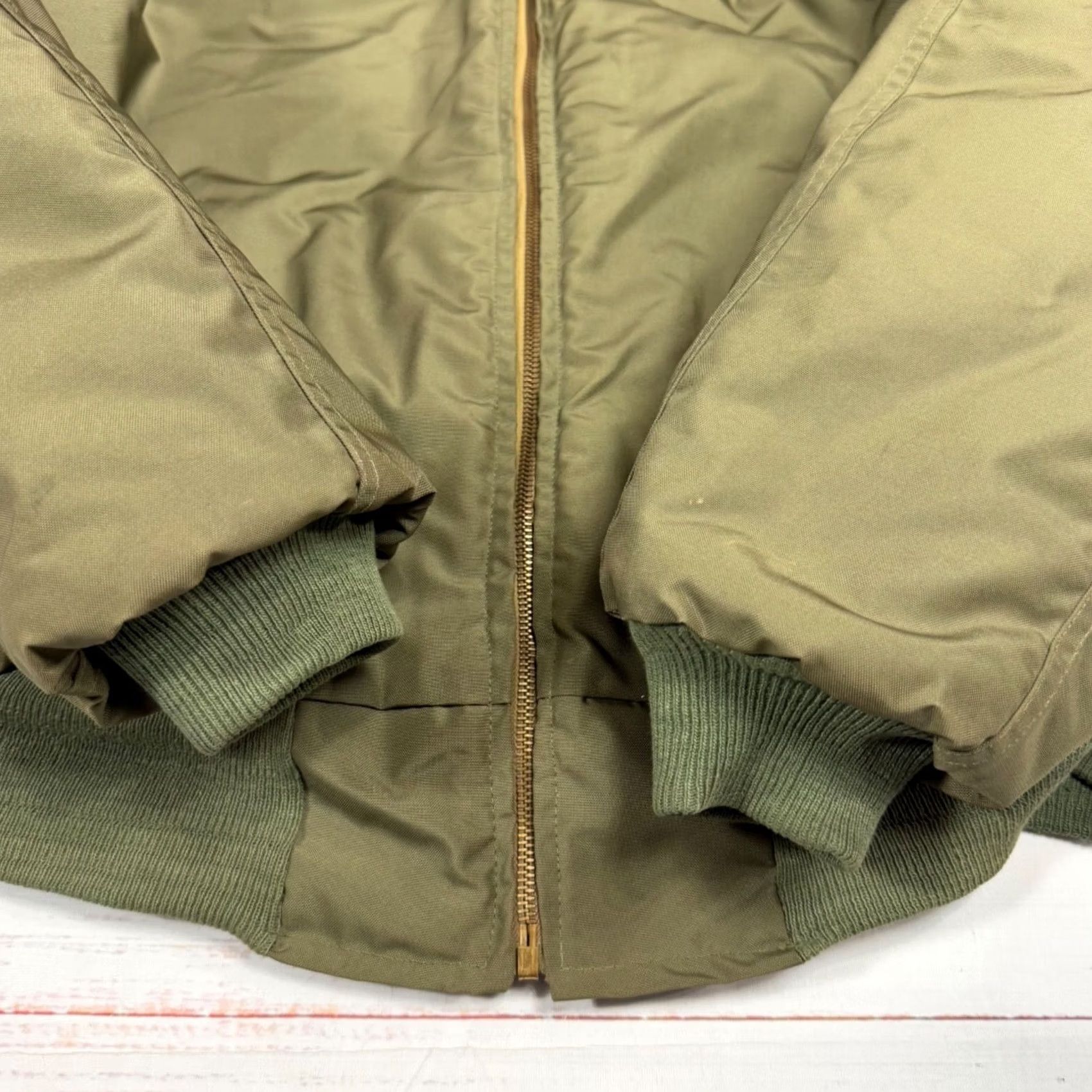 Vintage VINTAGE Military Wool Lined Nylon Bomber Jacket M Green Mens Jacket Zip Size US M / EU 48-50 / 2 - 6 Thumbnail