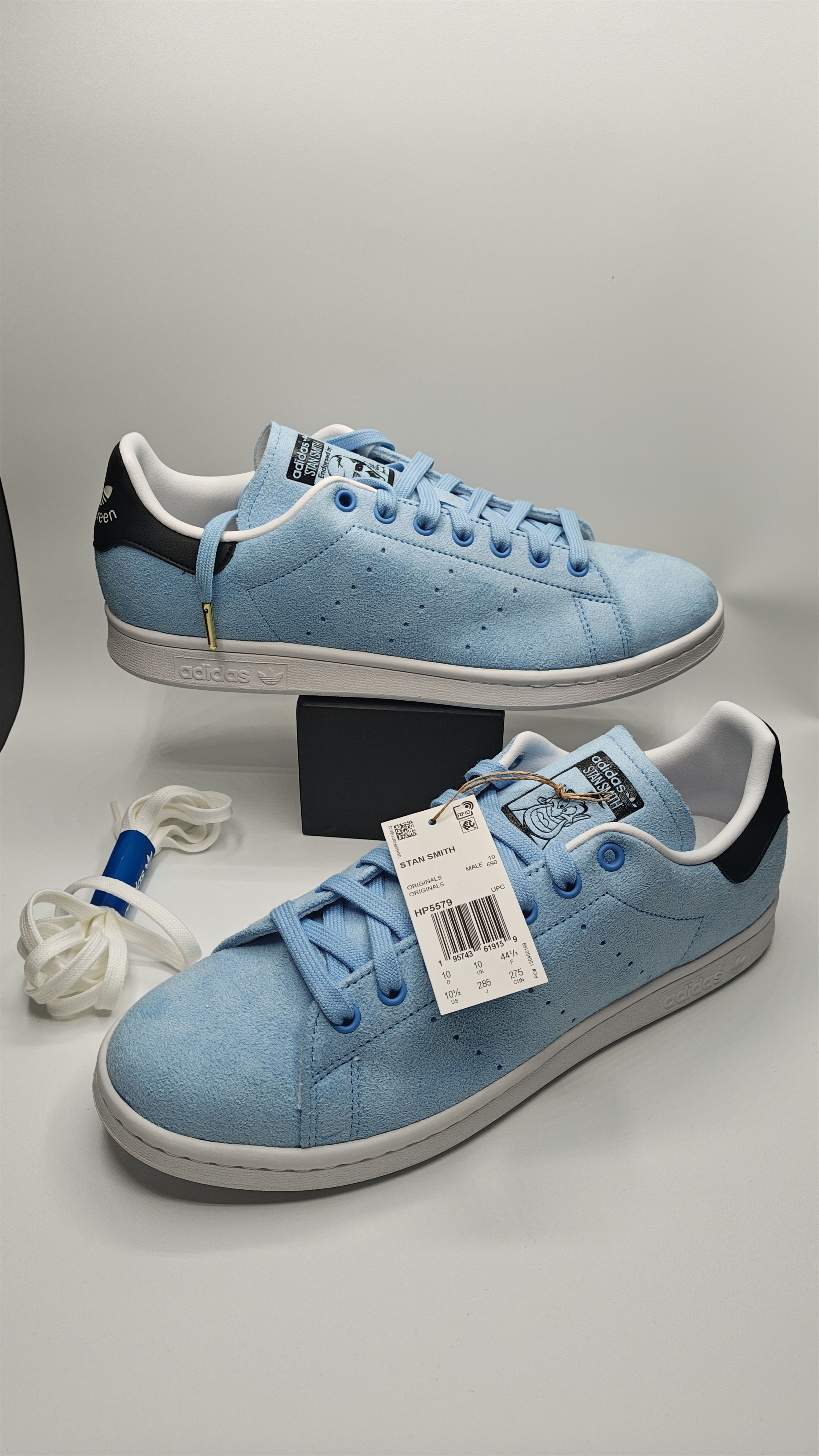 Adidas × Disney adidas Stan Smith x Disney Size US 10.5 / EU 43-44 - 1 Thumbnail