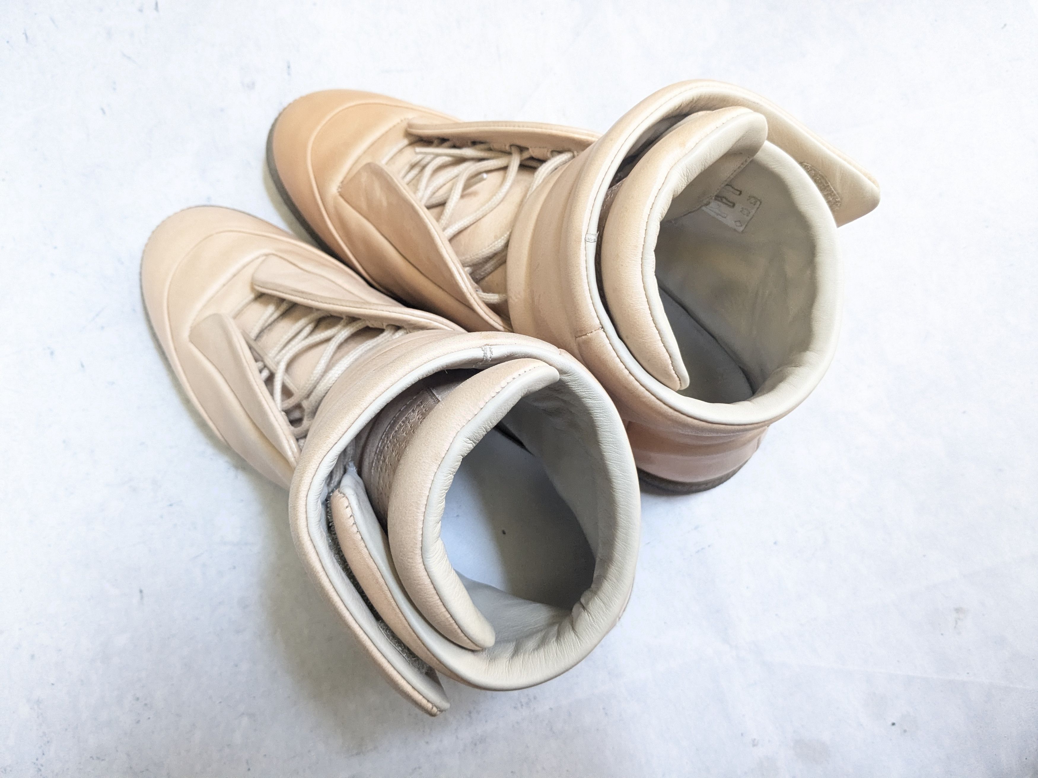 Maison Margiela Maison Margiela Future 10 43 High Tops Leather Gum Size US 10 / EU 43 - 15 Thumbnail