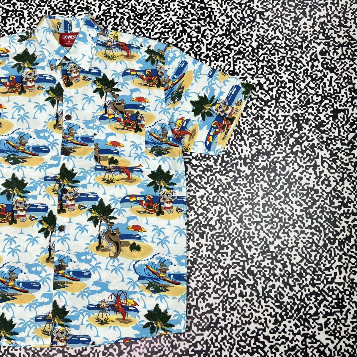 Vintage Vintage Y2K Lowes Australia Hawaiian Palm Surf Style Shirt Size US M / EU 48-50 / 2 - 3 Thumbnail