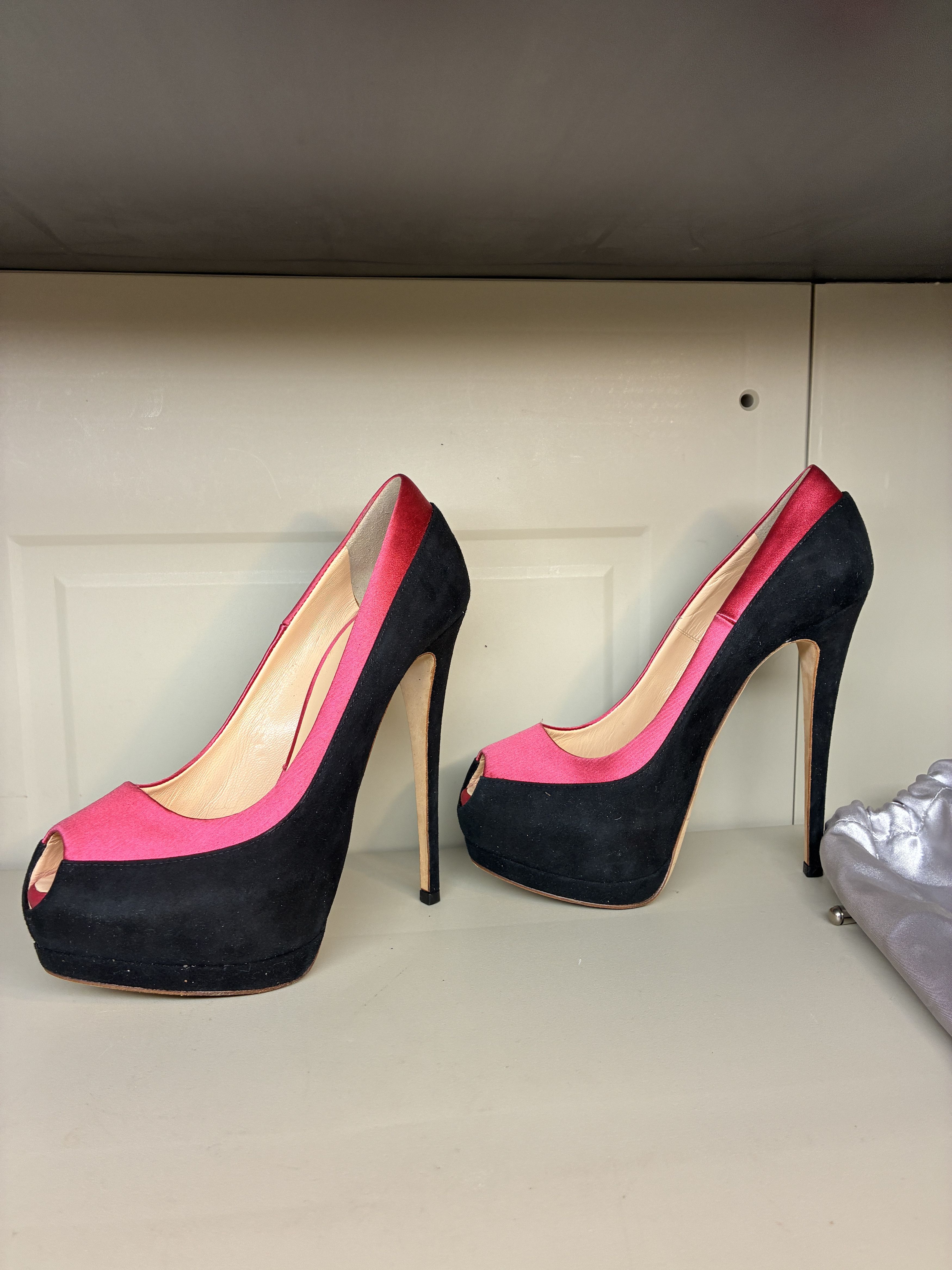 Giuseppe Zanotti Giuseppe Zanotti Pink Suede Satin Toe Platform Pumps Sz 38 Size US 7.5 / IT 37.5 - 2 Thumbnail
