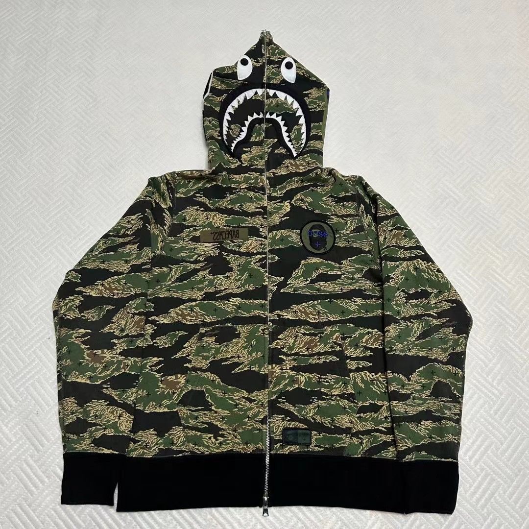 Bape BAPE x CMSS SHARK FULL ZIP HOODIE Size US M / EU 48-50 / 2 - 1 Thumbnail