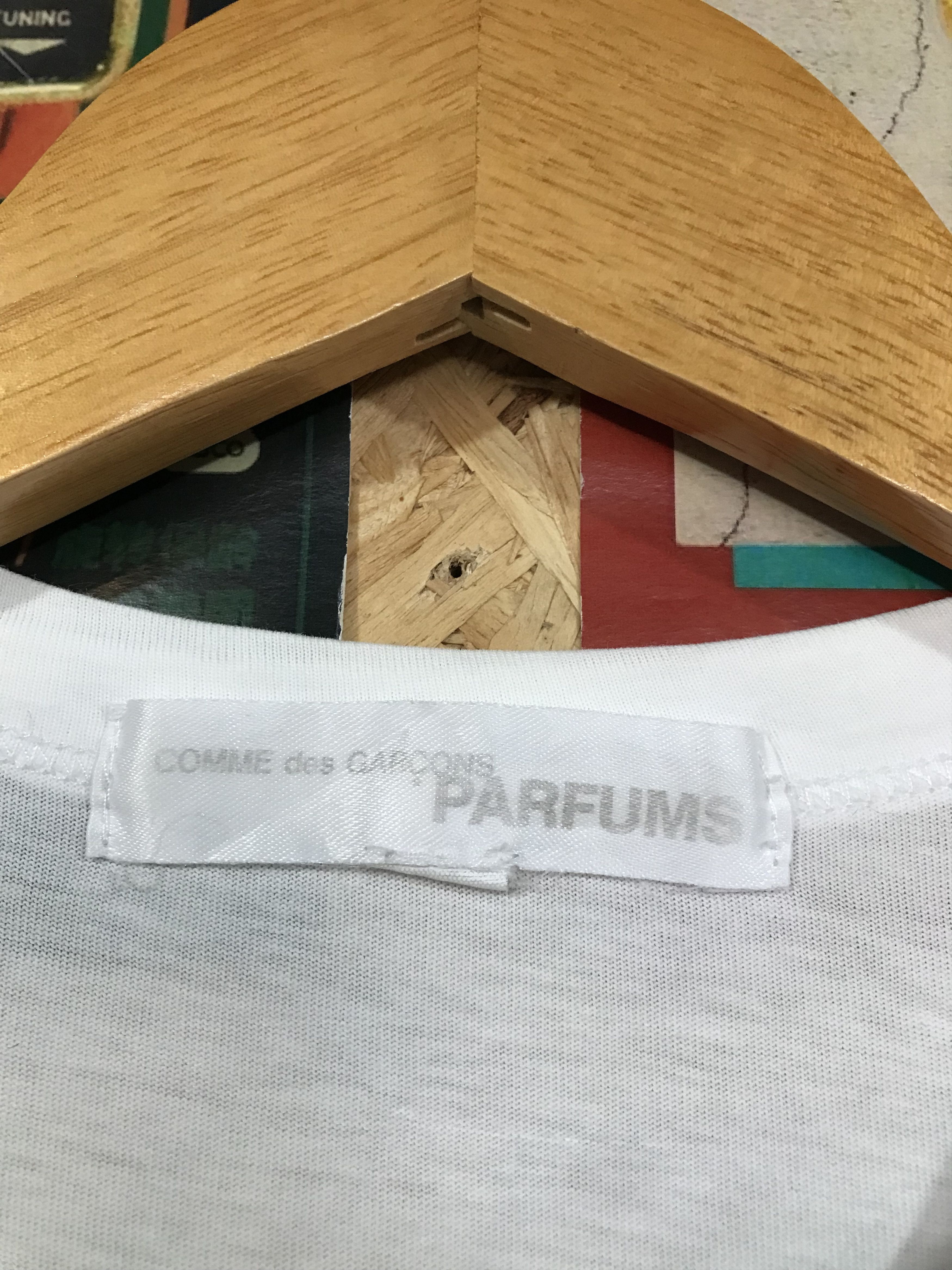 Comme des Garcons Beads Comme Des Garcons Parfums Tee Shirt Size US S / EU 44-46 / 1 - 3 Thumbnail