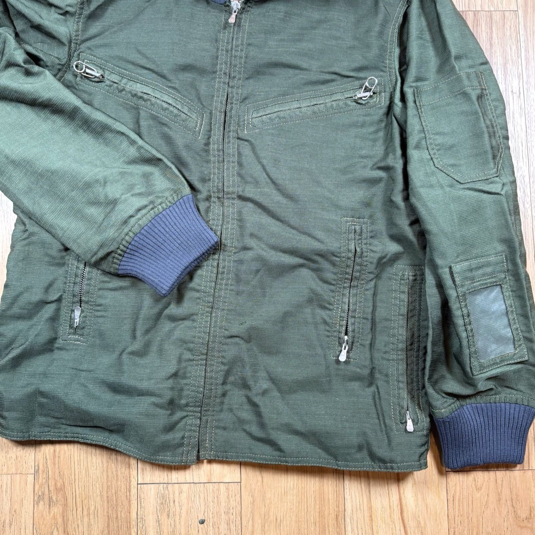 Vintage VINTAGE Flight Russian Military Bomber Jacket Green Mens Large 6 Pocket Nylon Cargo Jacket Size US L / EU 52-54 / 3 - 3 Thumbnail