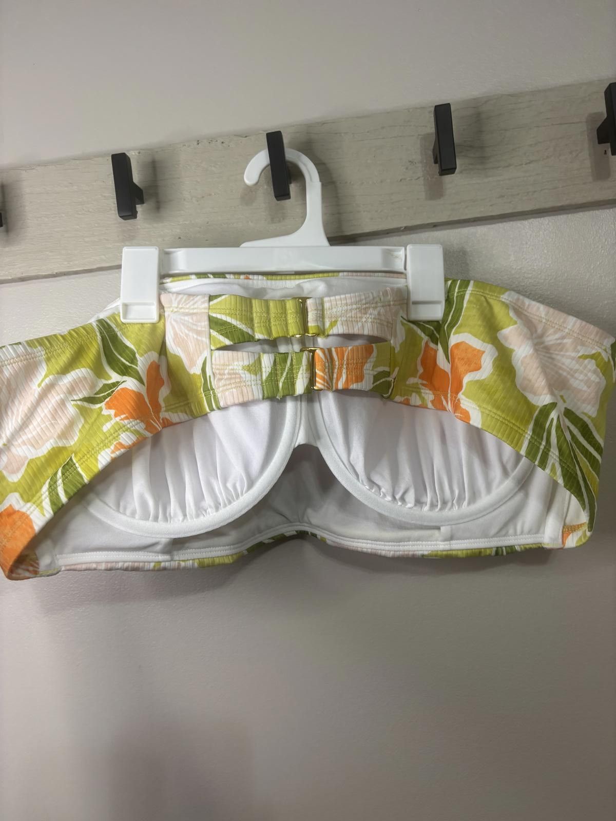 Designer Shade & Shore Floral Bikini Top with Removable Pads Size ONE SIZE - 2 Thumbnail