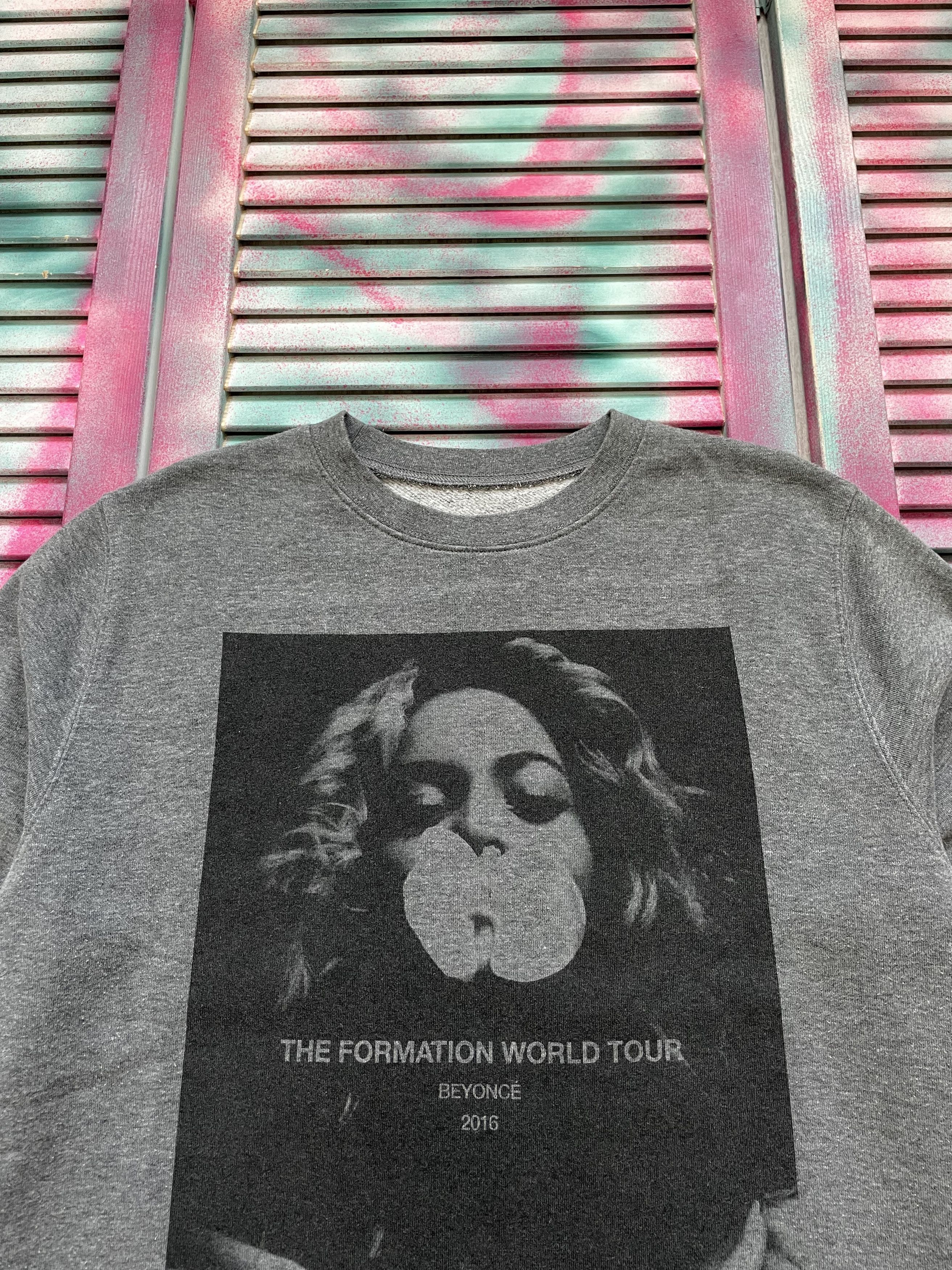 Band Tees Beyonce Face Logo World Formation Tour 2016 Sweatshirt Size US M / EU 48-50 / 2 - 3 Thumbnail