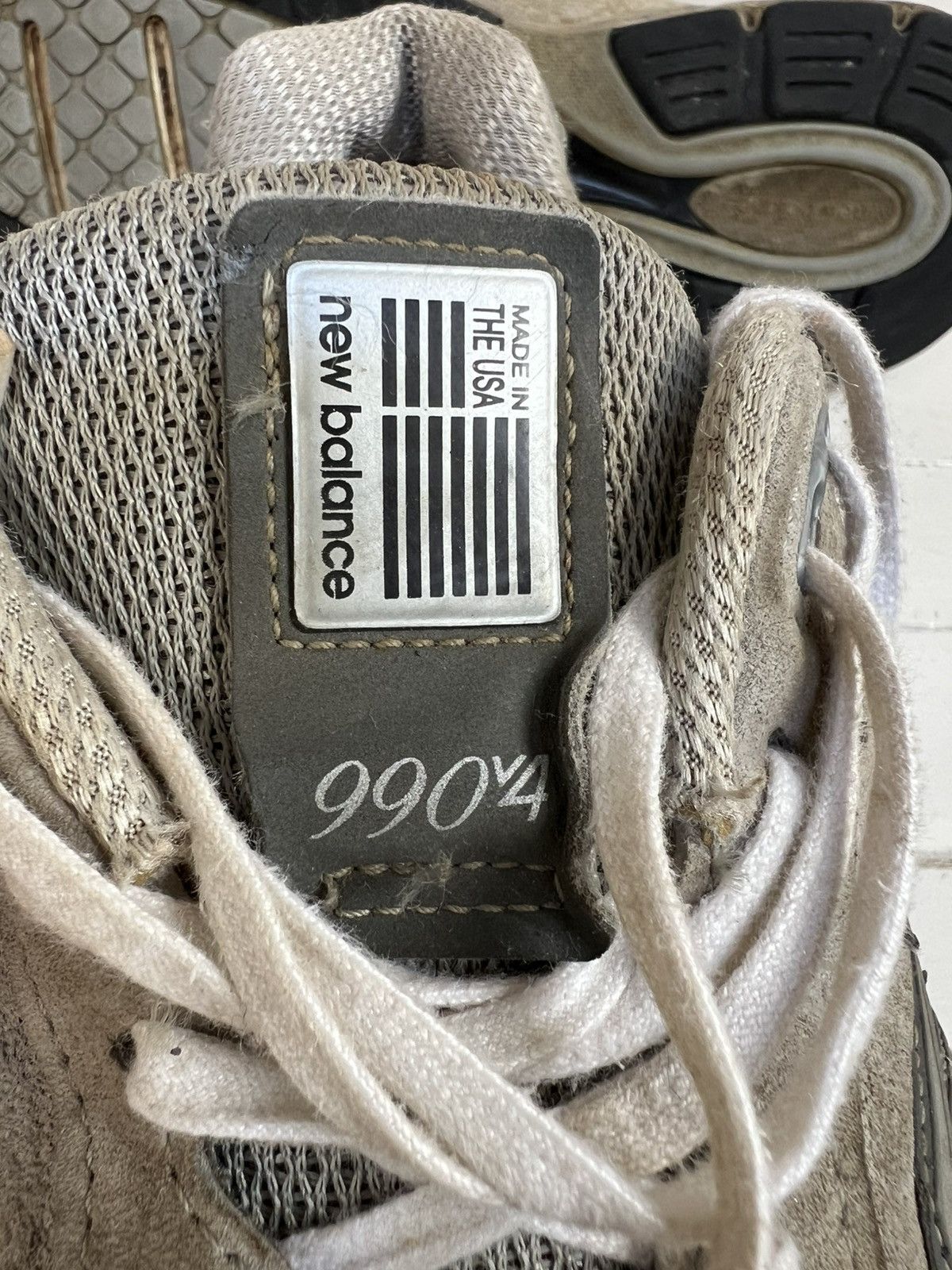 New Balance New Balance 990V4 Running Shoes Made In USA Size US 10.5 / EU 43-44 - 17 Thumbnail