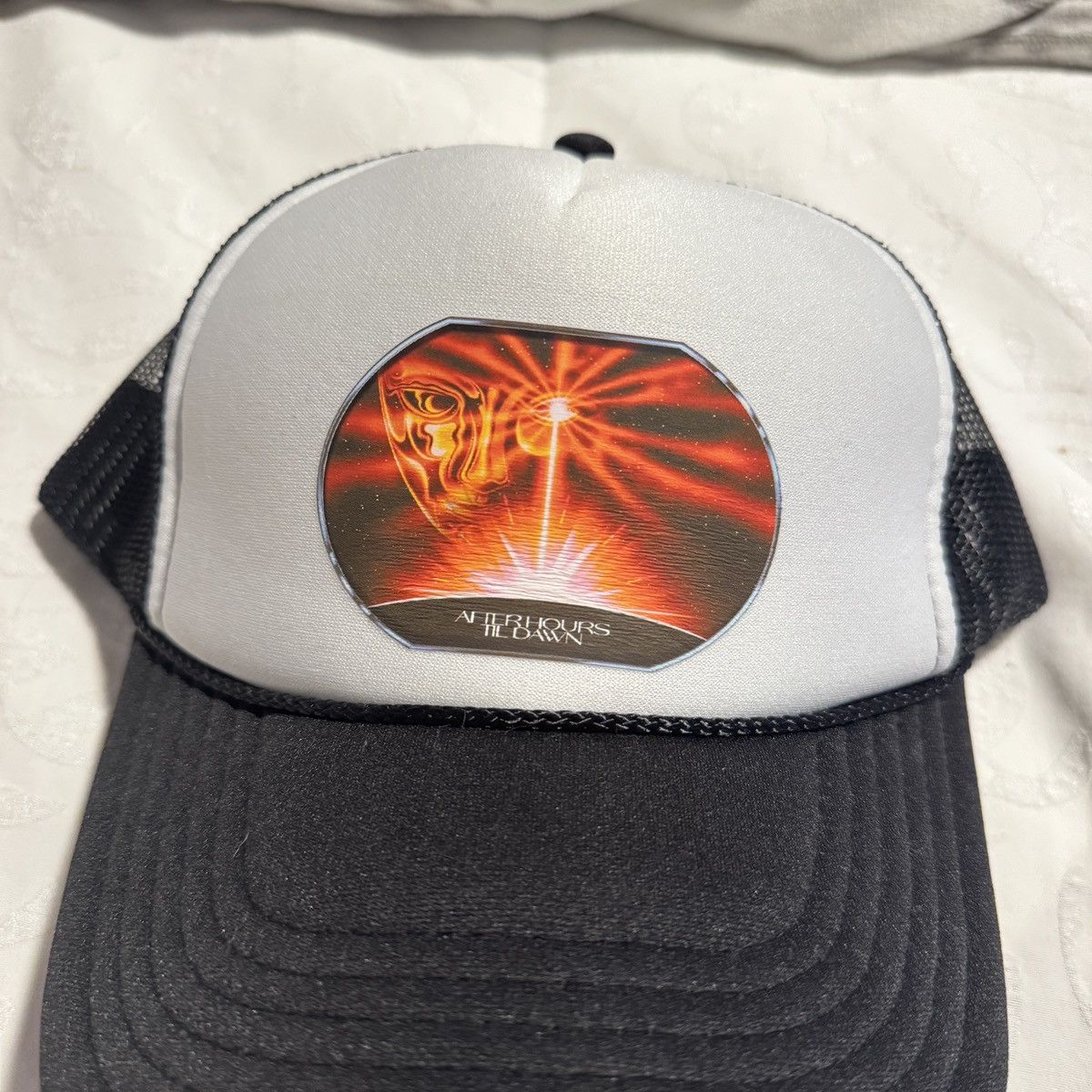 The Weeknd The Weeknd merch After hours til dawn trucker hat Size ONE SIZE - 2 Thumbnail