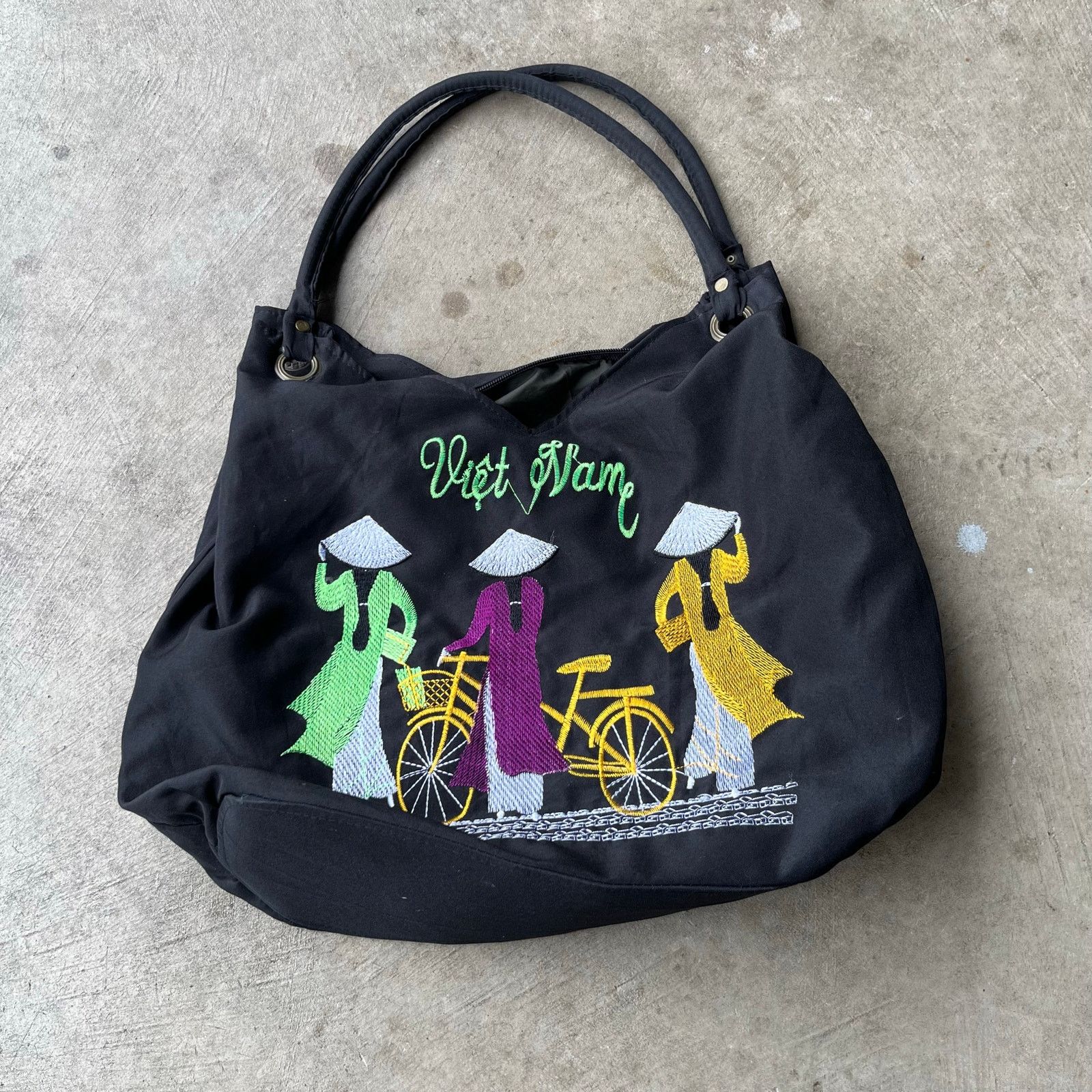 Vintage VIETNAM CHAINSTITCHED SOUVENIR BAG VIETNAM Size ONE SIZE - 1 Thumbnail
