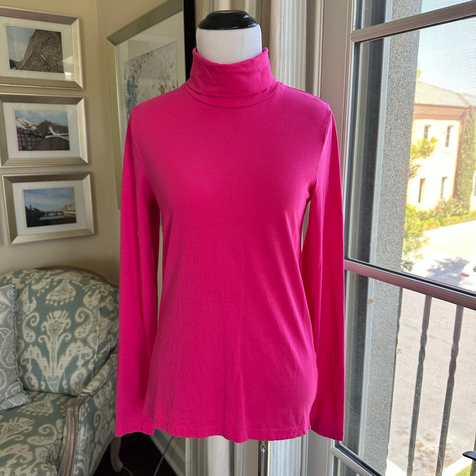 J.Crew J.Crew Pink Fuchsia Turtleneck Tissue Sweater SIze M Size M / US 6-8 / IT 42-44 - 1 Thumbnail